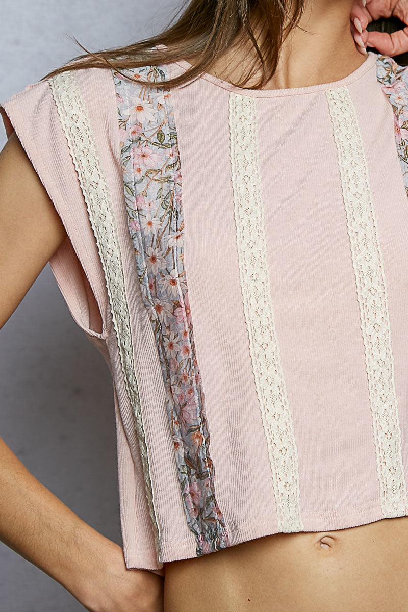 POL Floral Print Patch Round Neck Cropped T-Shirt with Lace Trim