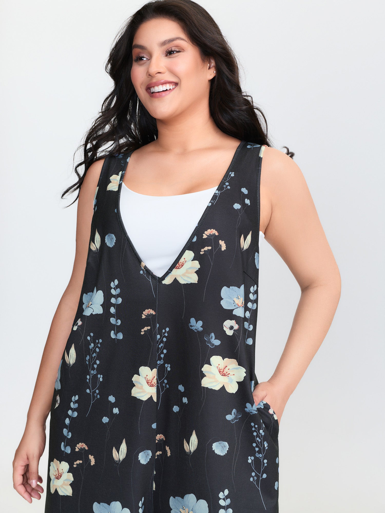 Stretchy Floral Print V-Neck Jumpsuit