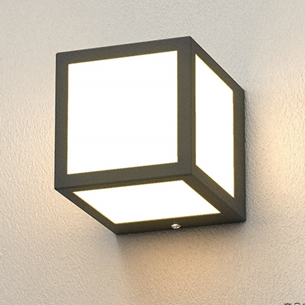 Modern Minimalist Solar Outdoor Waterproof LED Wall Light for Courtyard Balcony Aisle