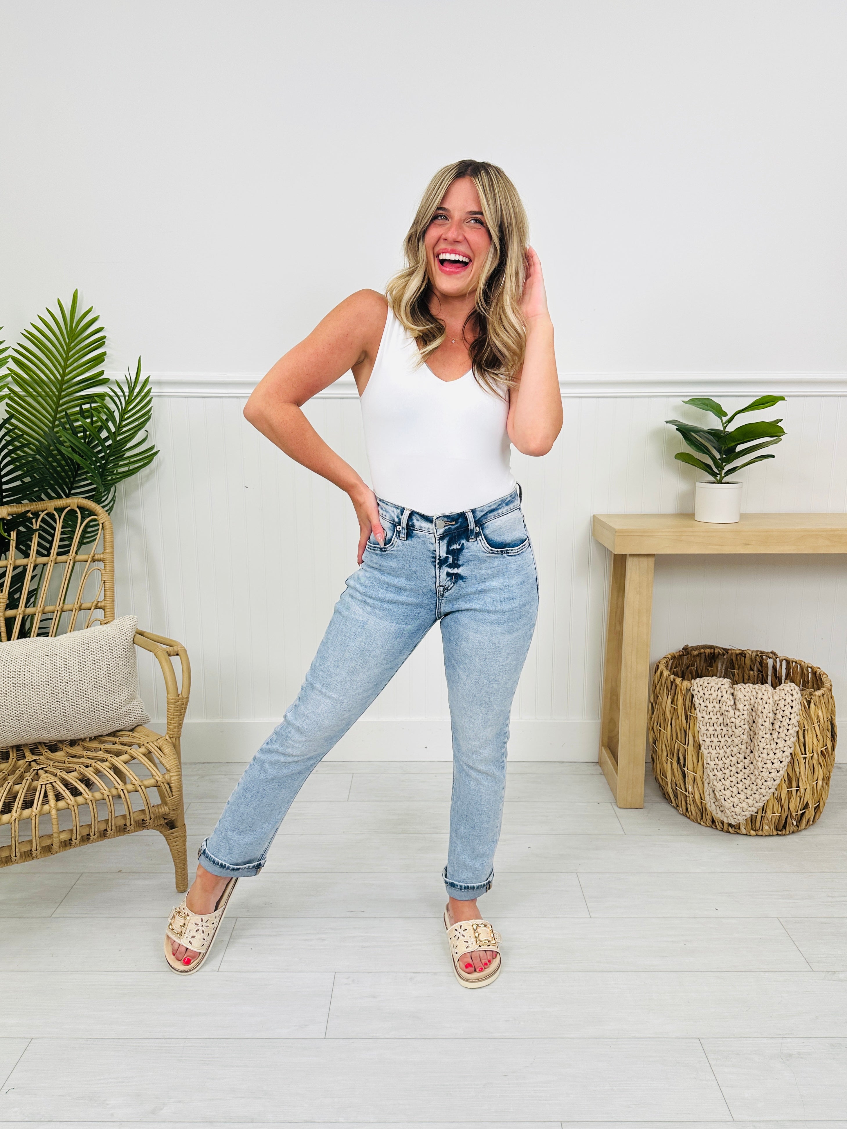 Take My Advice Tummy Control MOCO Exclusive Straight Jeans