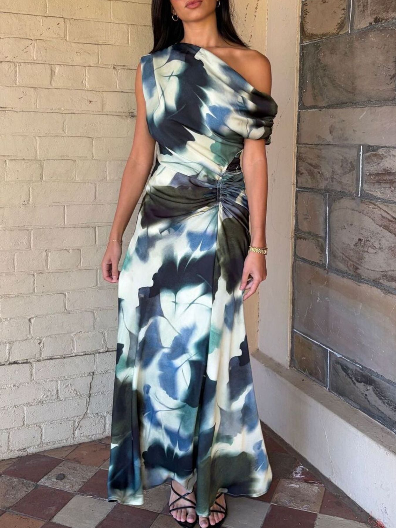 One-Shoulder Floral Print Maxi Dress