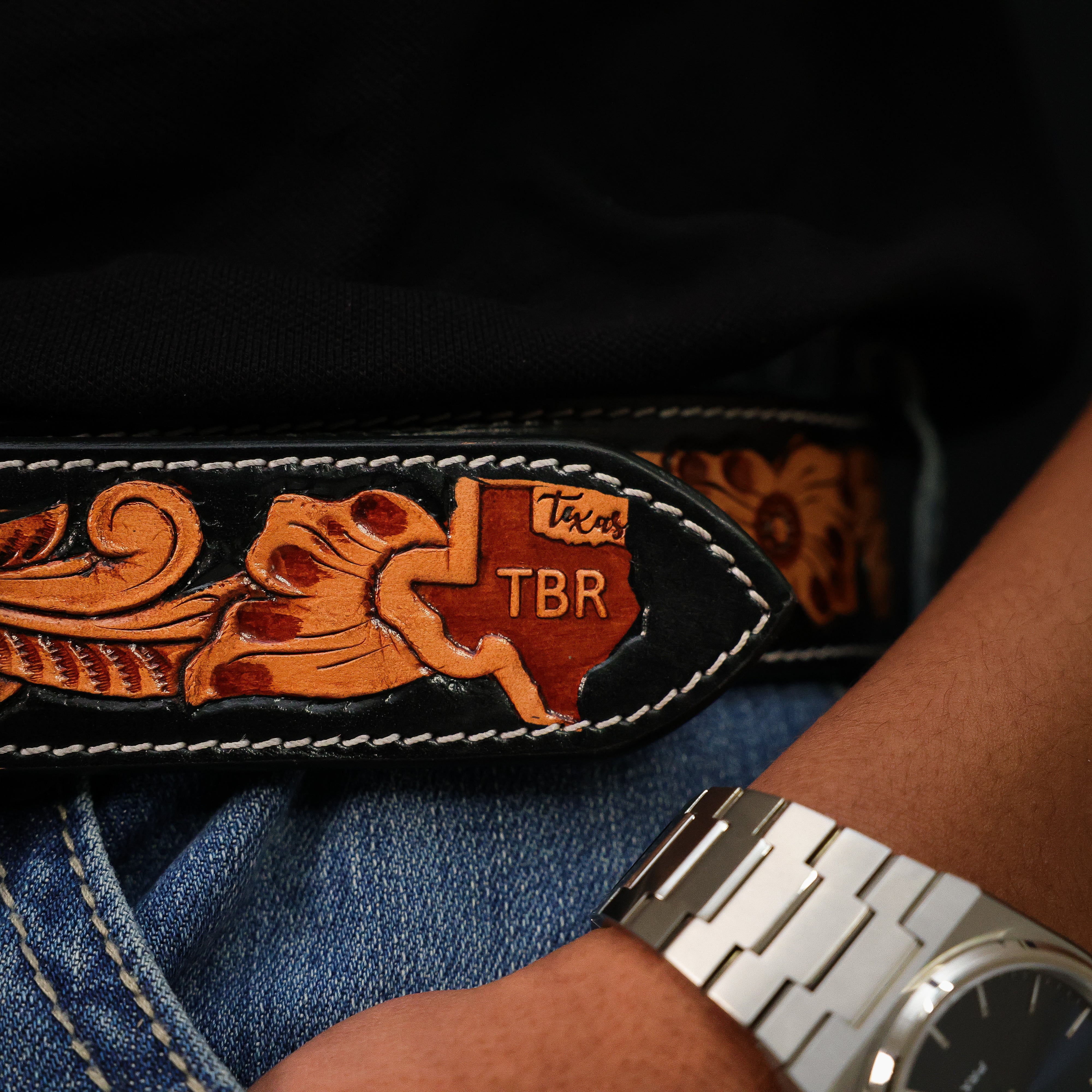 Hand-Tooled Artesanal Beaded Leather Belt