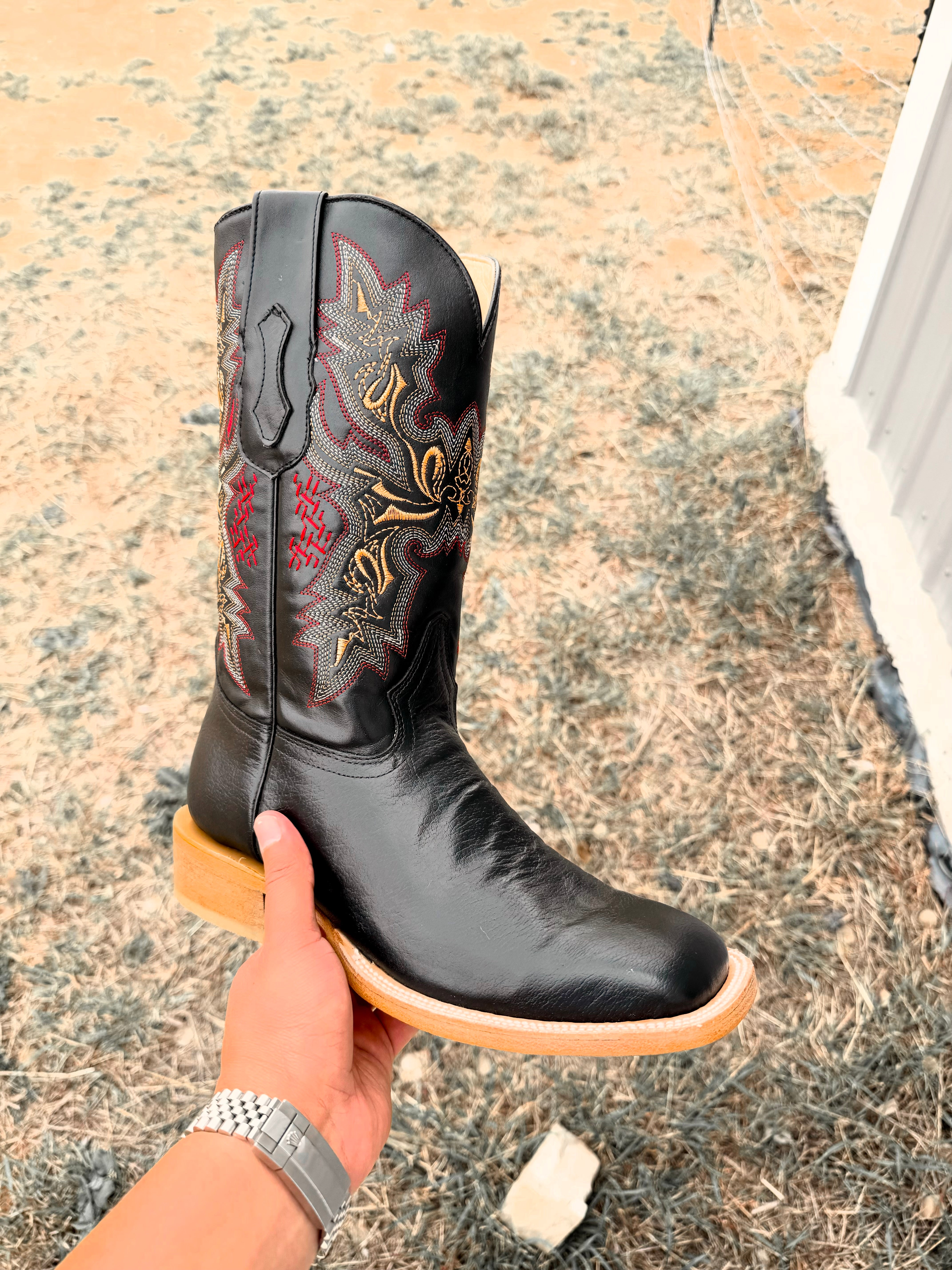 BLOWOUT SALE BOOT #24🚨