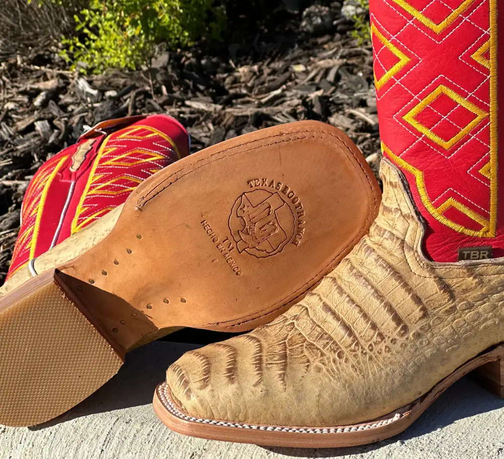 Men’s Bone American Belly Gator With Red Shaft