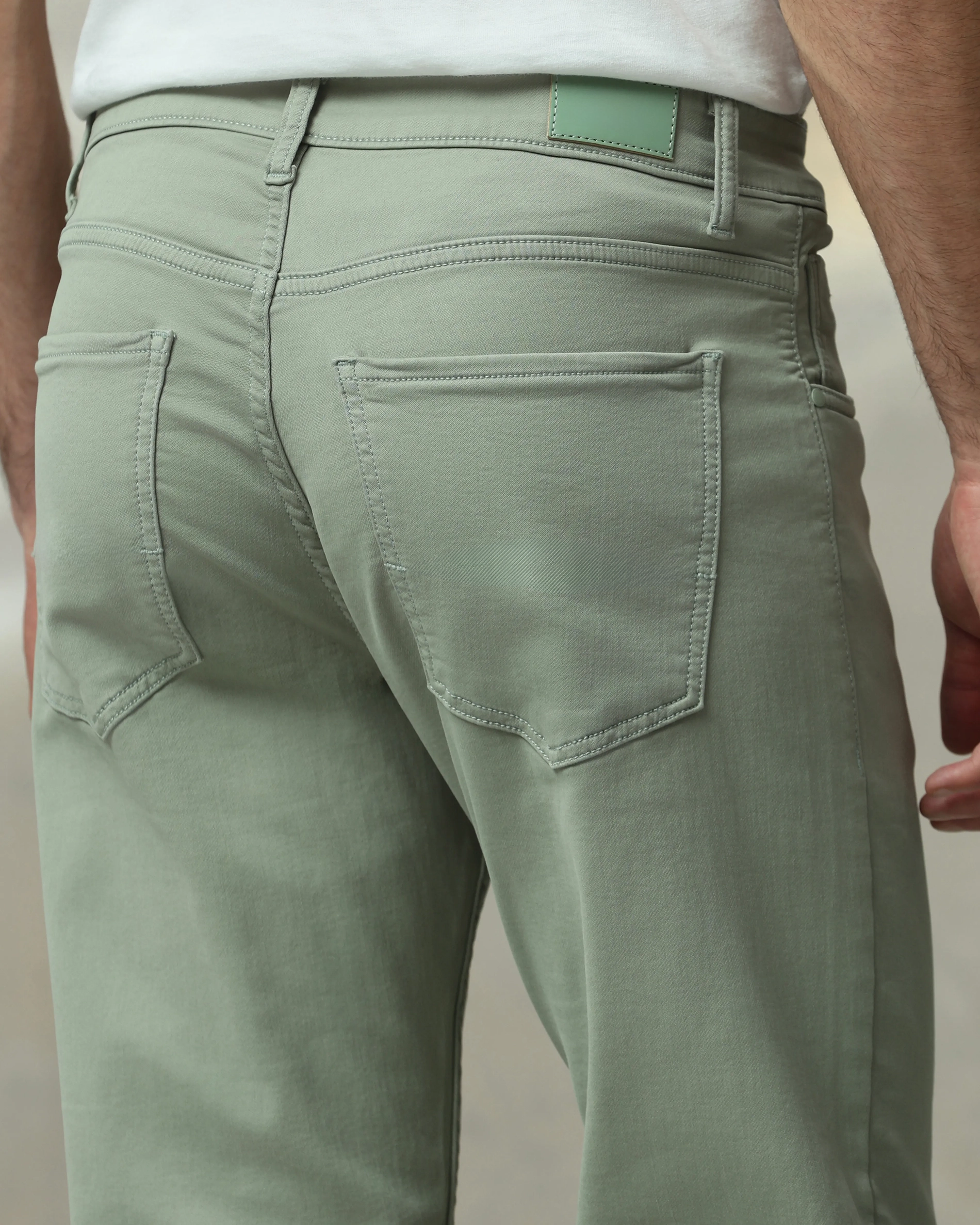 Classic Versatile And Comfortable Straight Sage Jeans