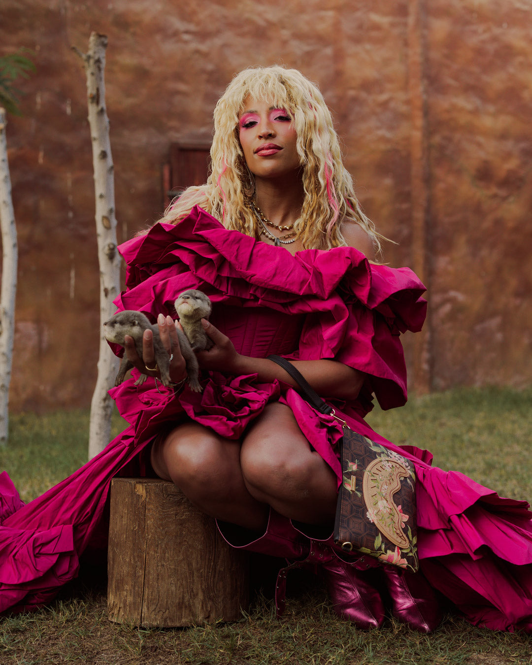 AI DREAMERS GARDEN CROSSOVER CLUTCH