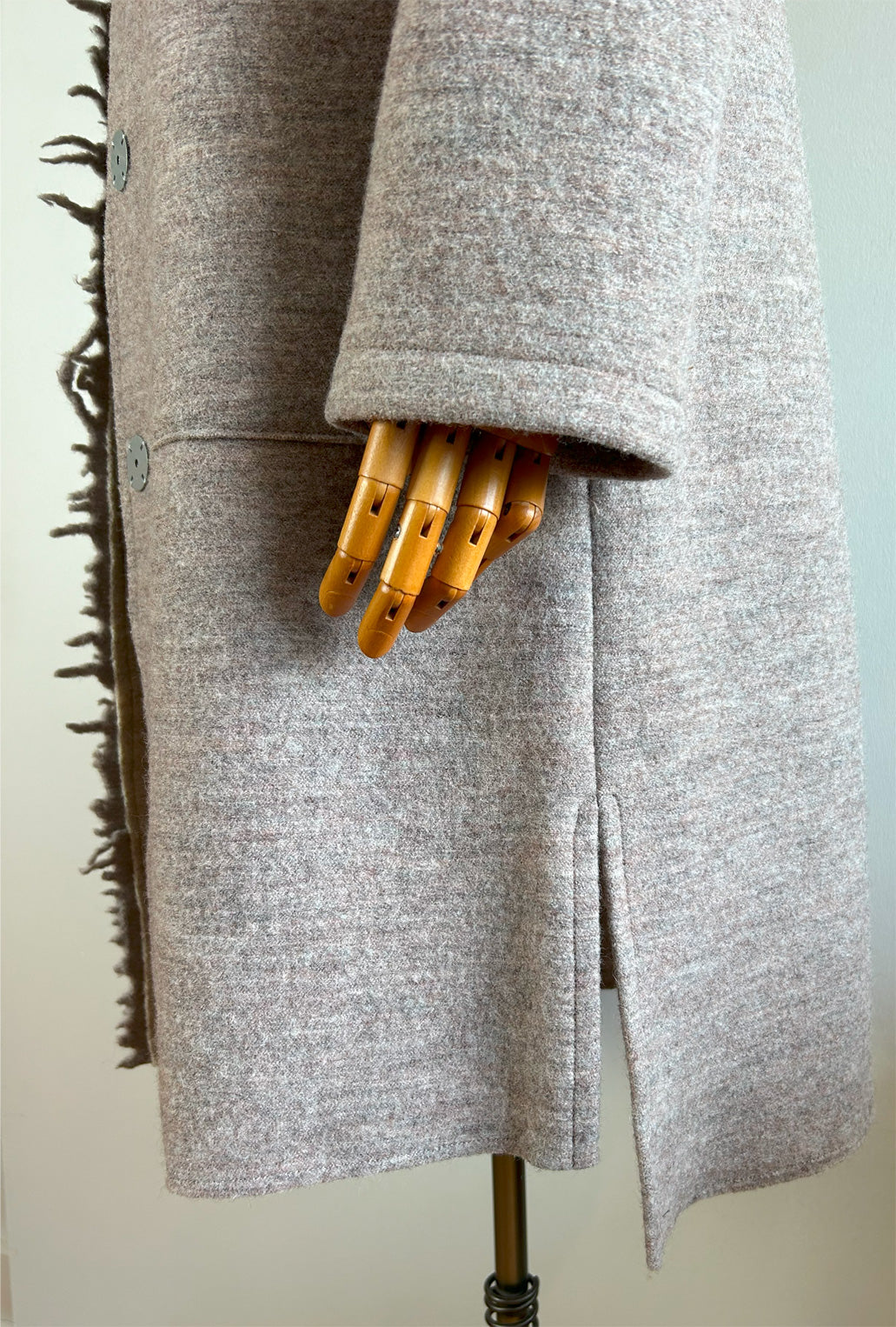 ALMOND ESSENTIAL COAT