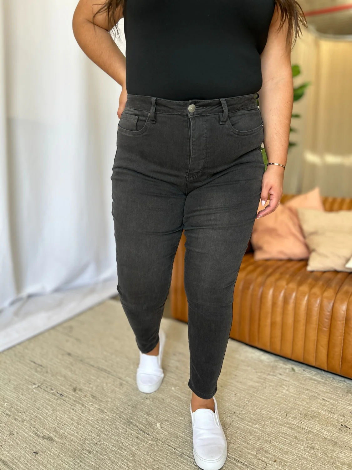 Full Size High Rise Tummy Control Skinny Jeans