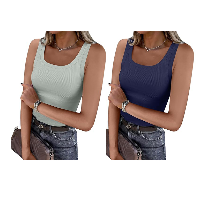 Women's Ribbed Scoop Neck Sports Tank with Built-in Bra