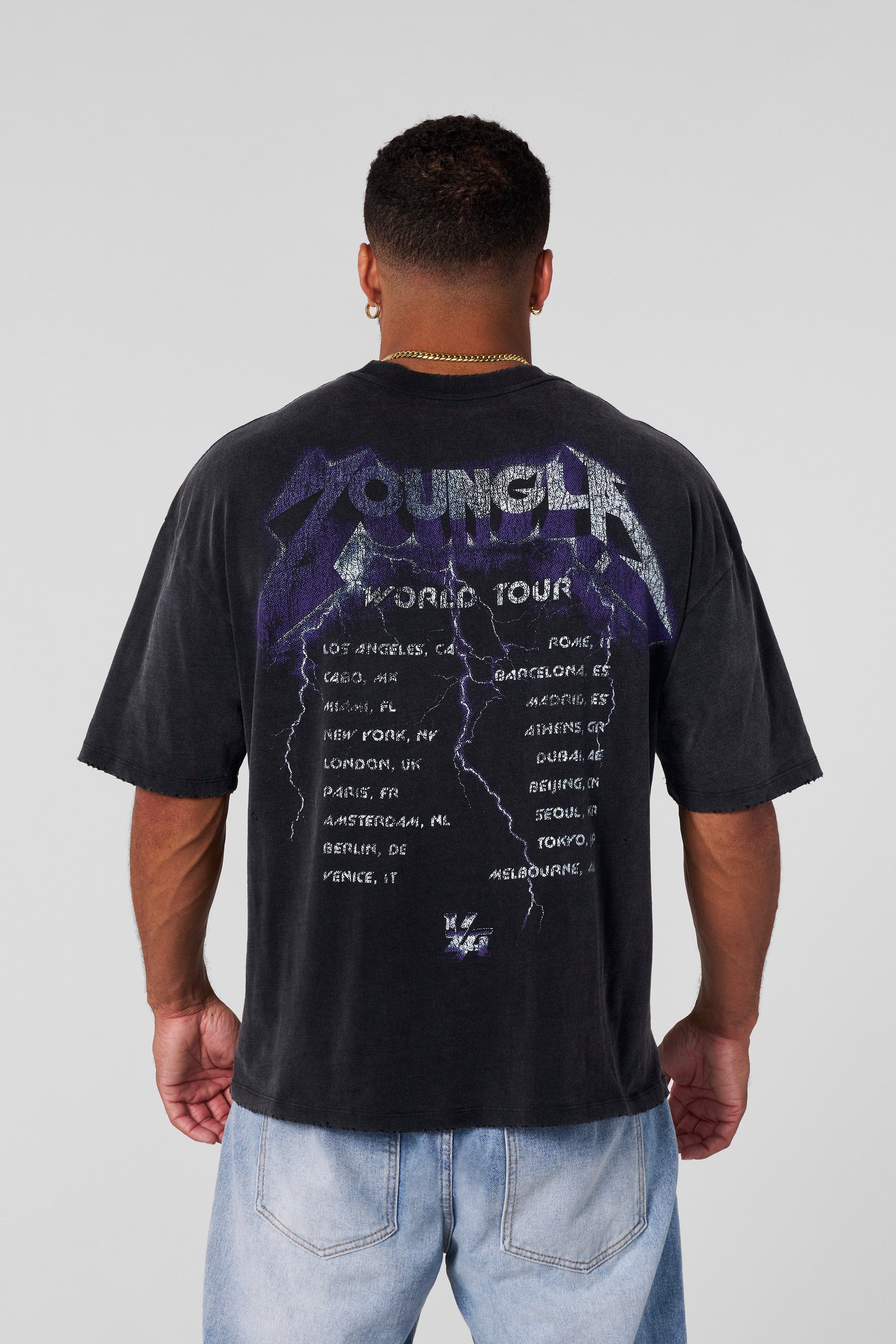 4032 - Vintage World Tour Tees