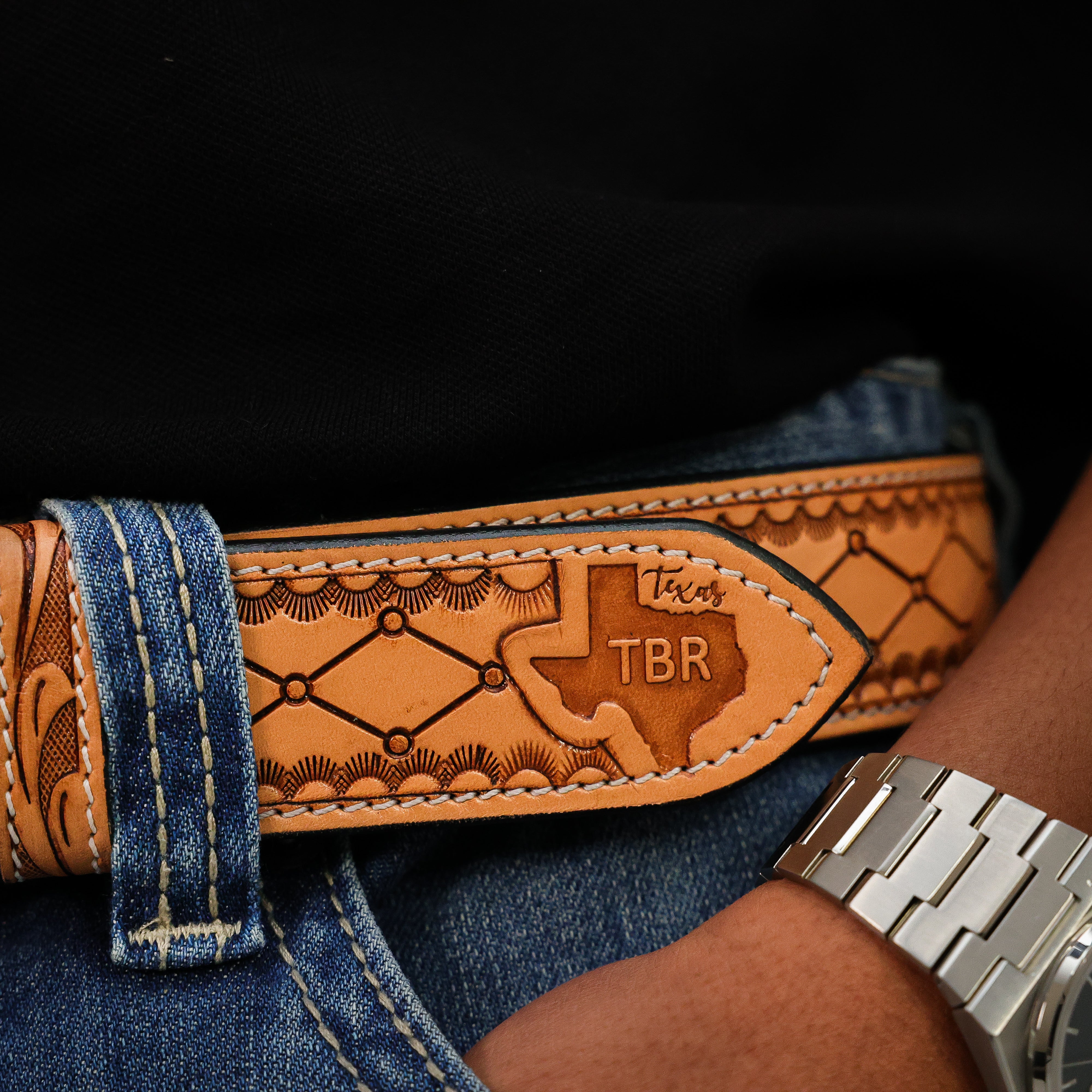 Hand-Tooled Artesanal Leather Belt