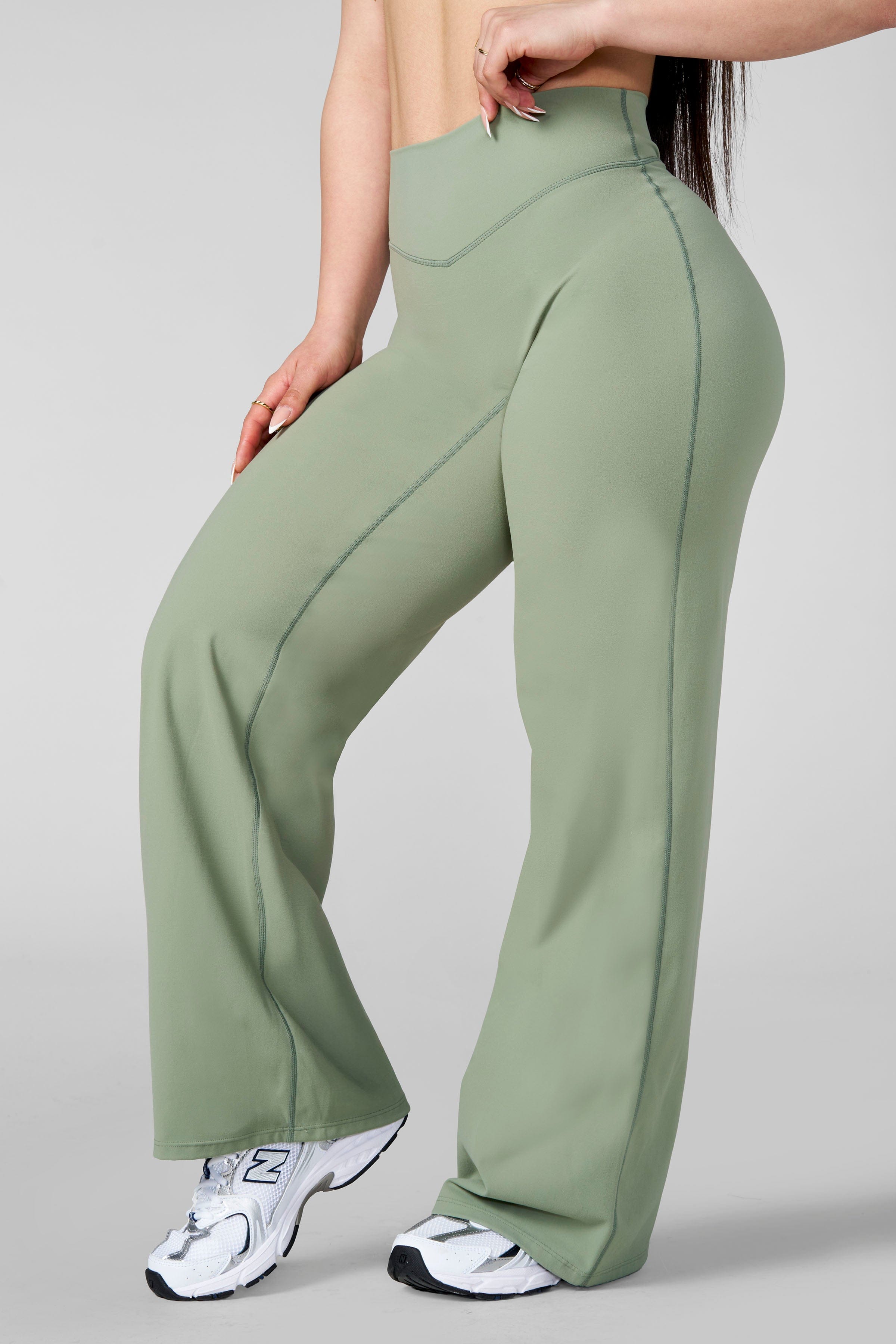 W2289 - Kove Wide Leg Flare Leggings (Short)