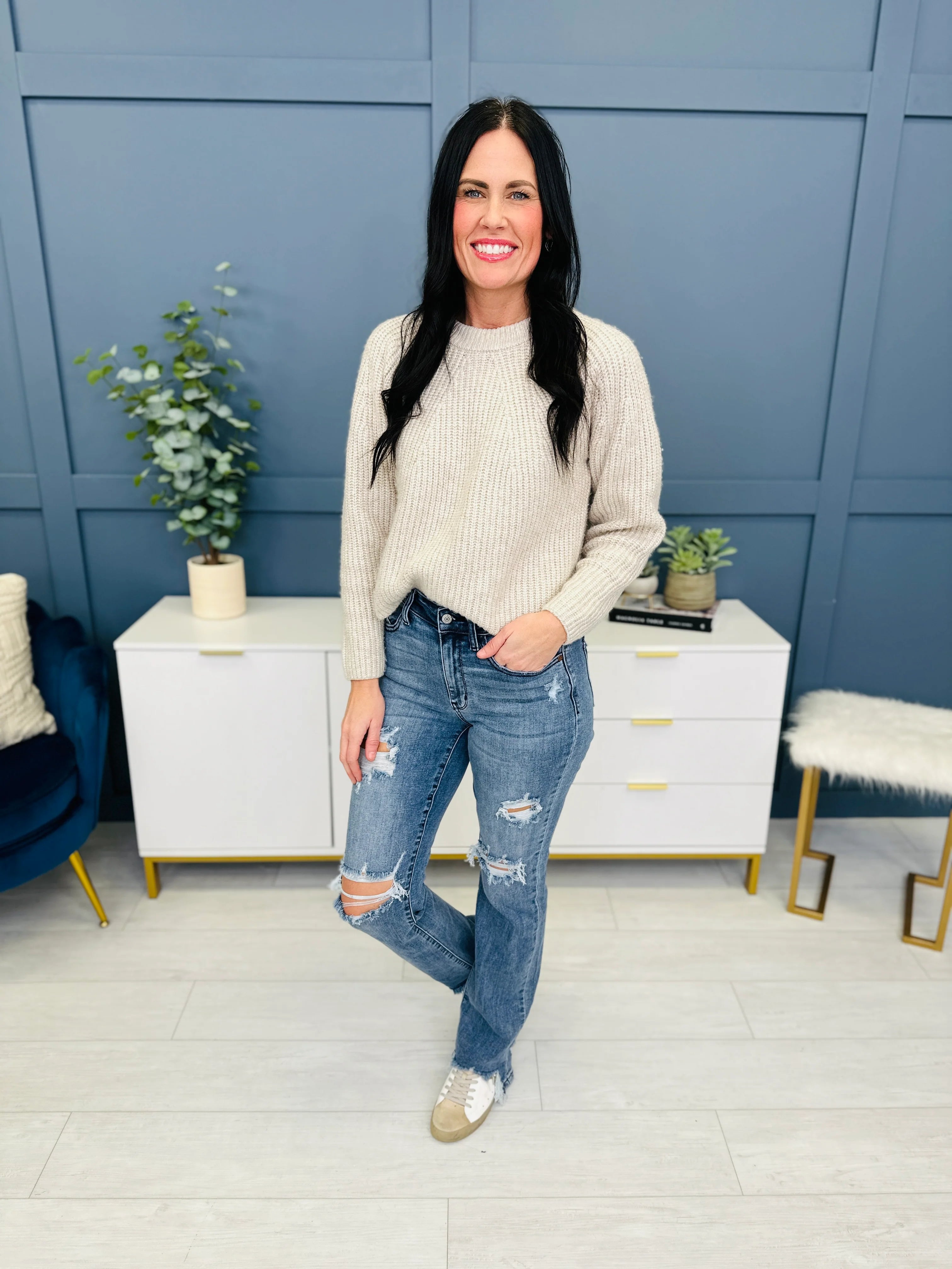 Judy Blue REG/CURVY Get Something Straight Mid Rise Jeans