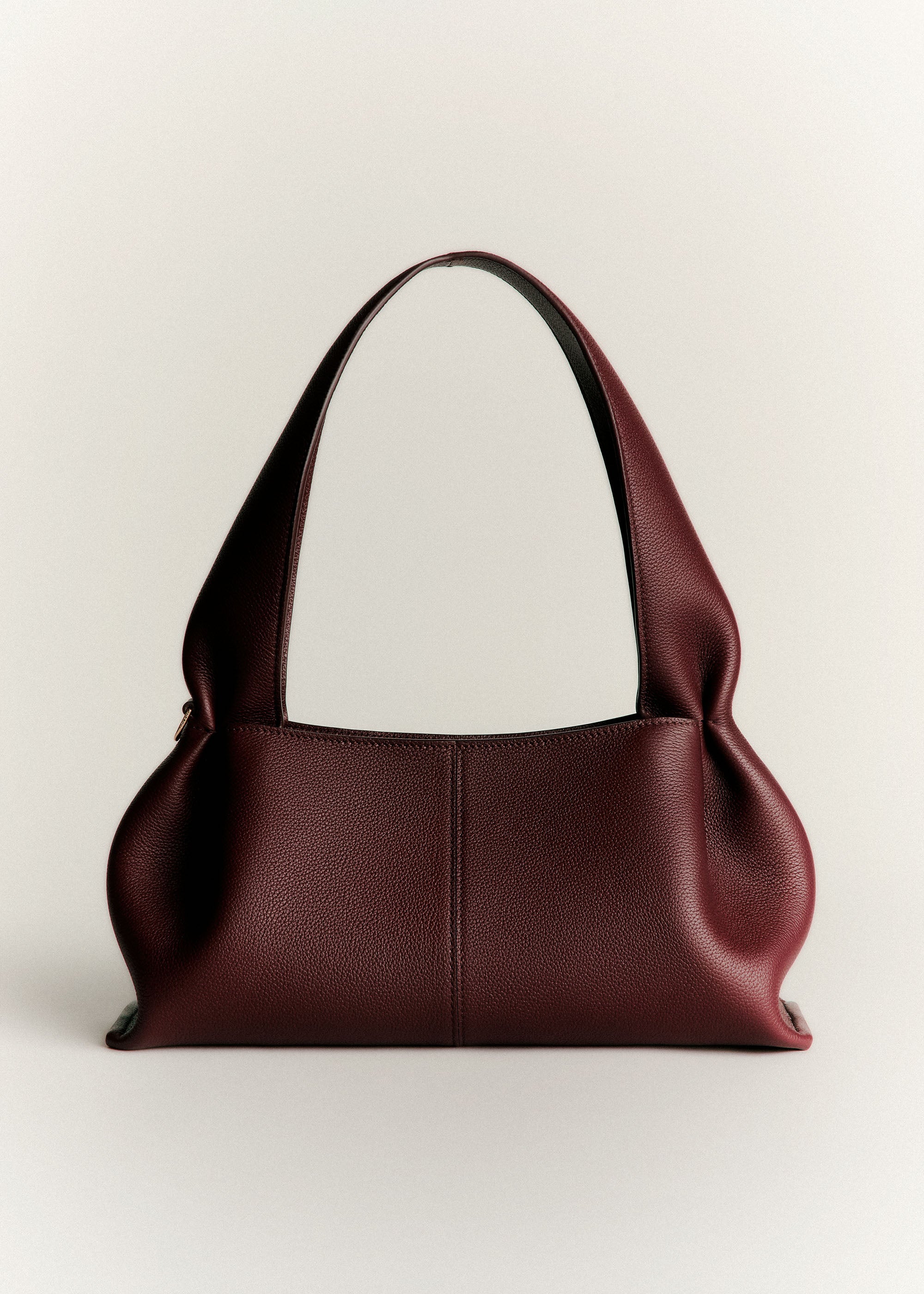 Numéro Neuf East West - Textured Black Cherry Clearance sale