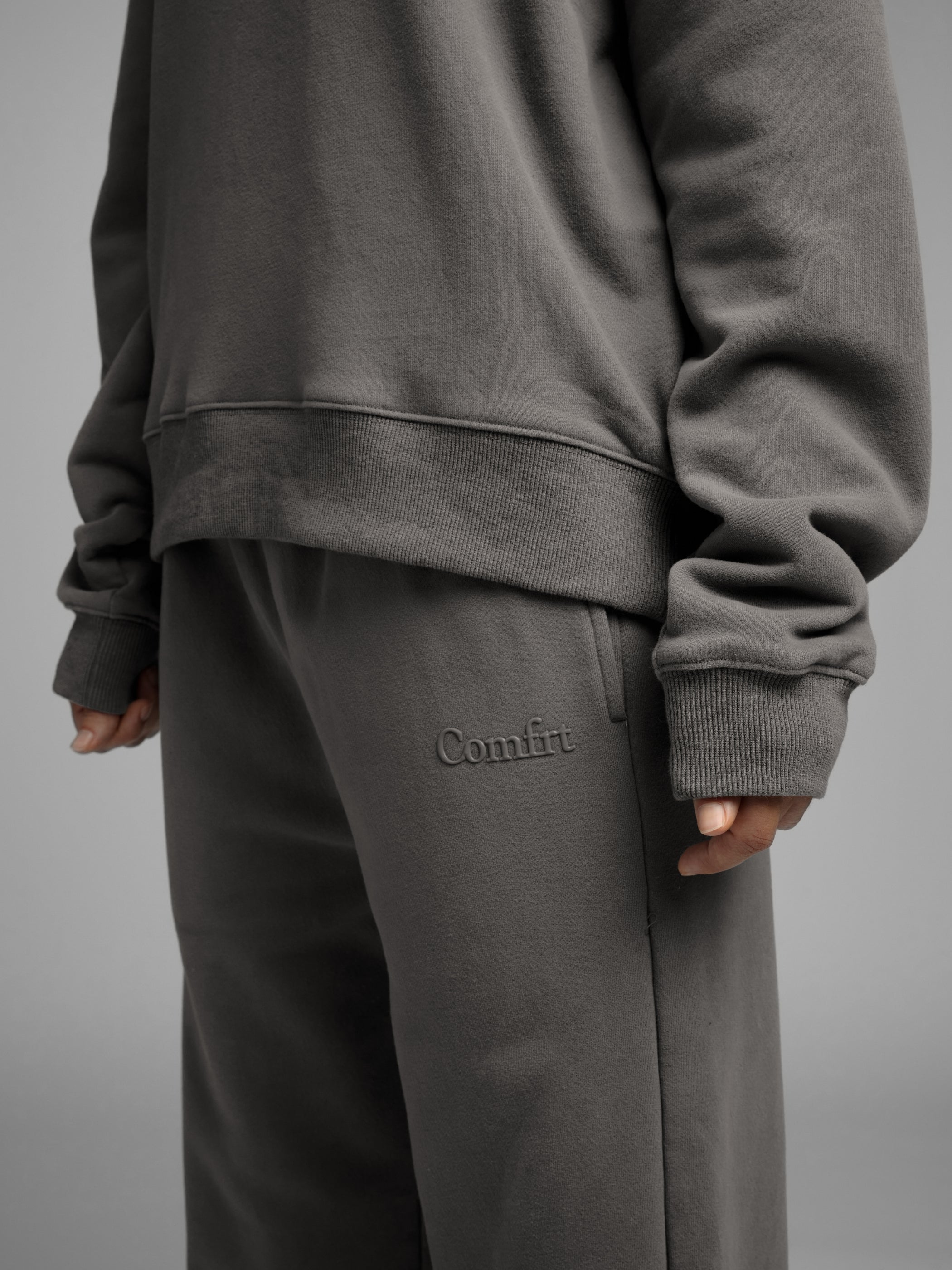 Halo Lightweight Straight Leg Sweatpants