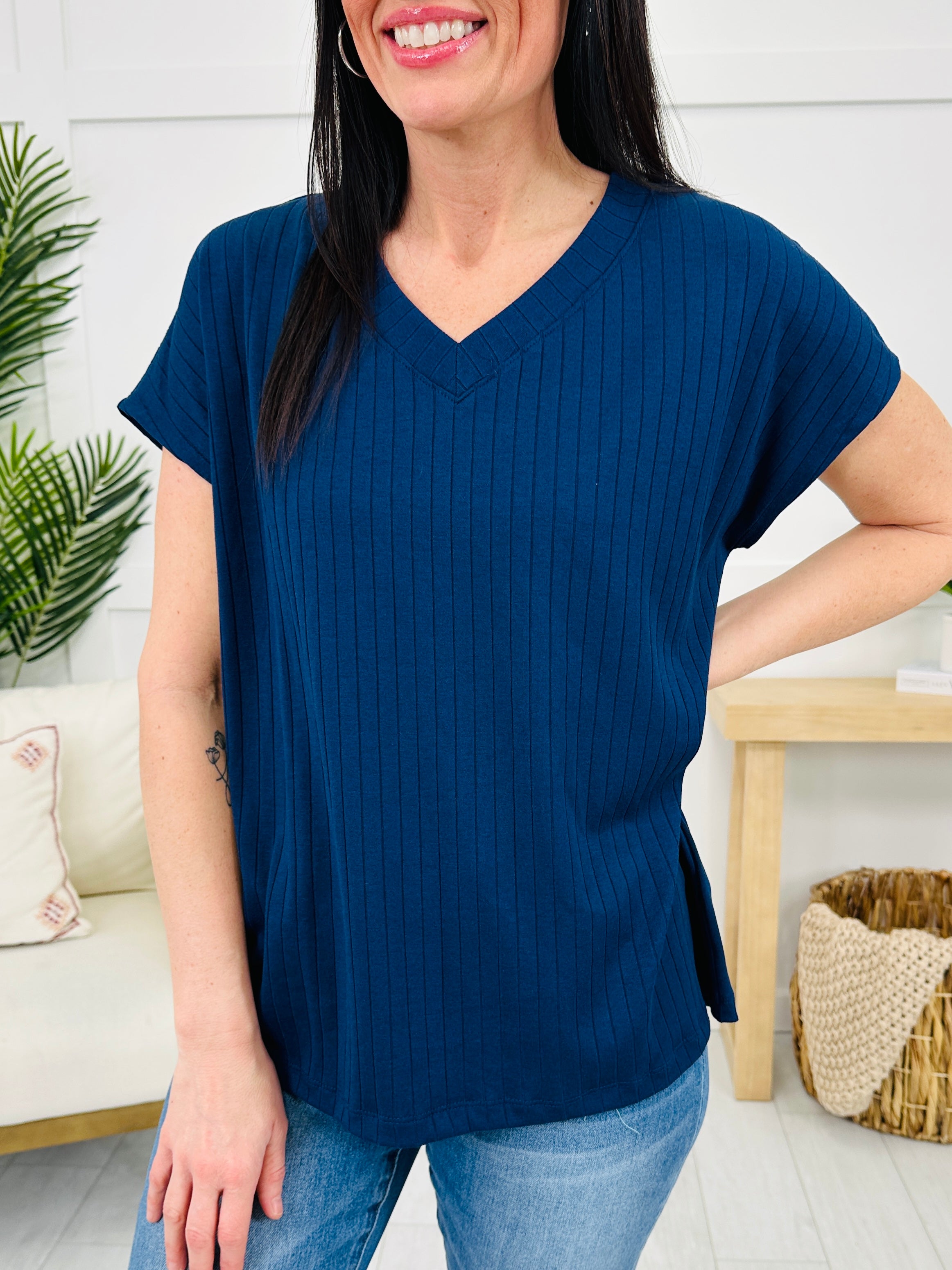 Stay Effortless Top- Multiple Colors!