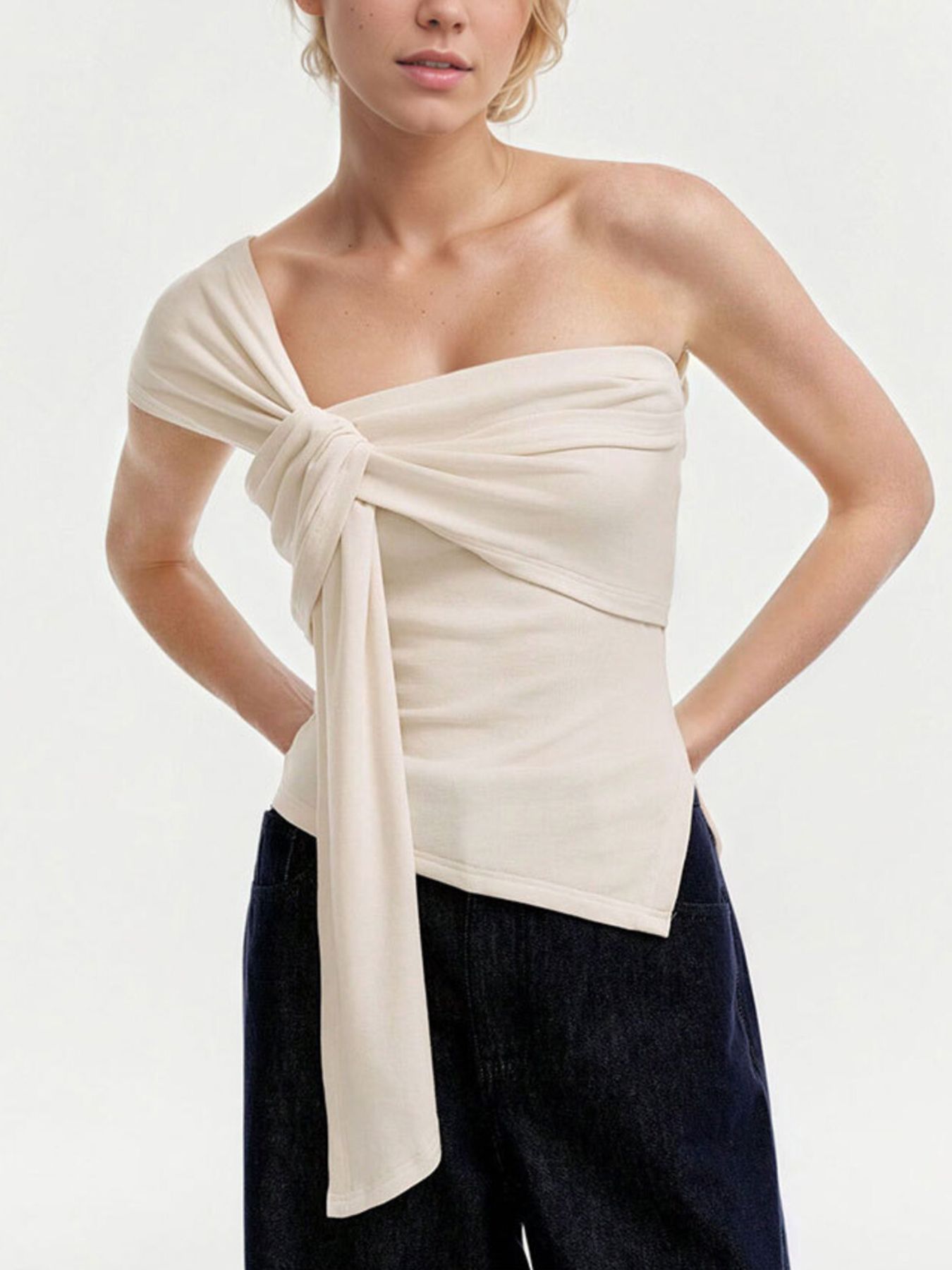 One-Shoulder Knot Detail T-Shirt