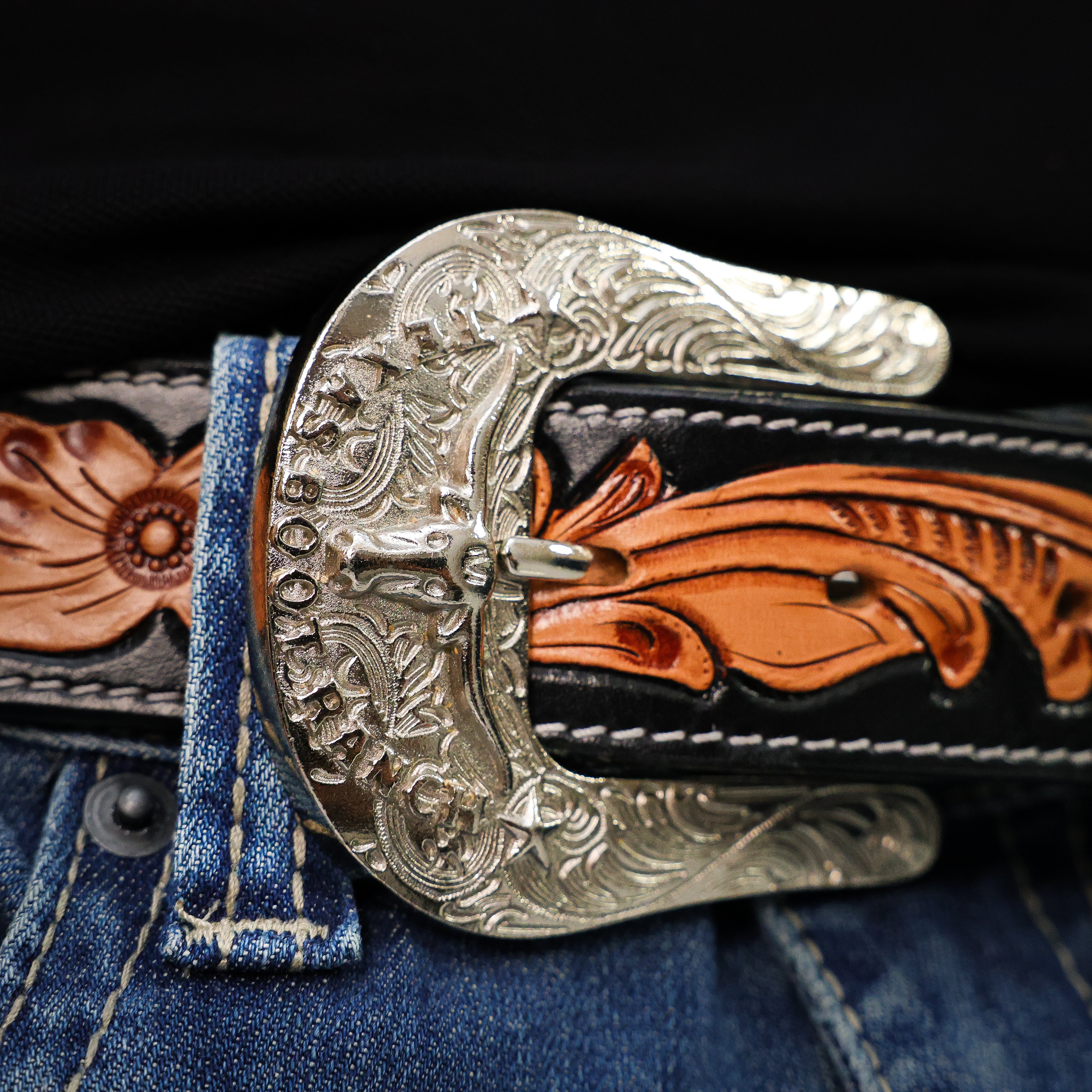 Hand-Tooled Artesanal Beaded Leather Belt