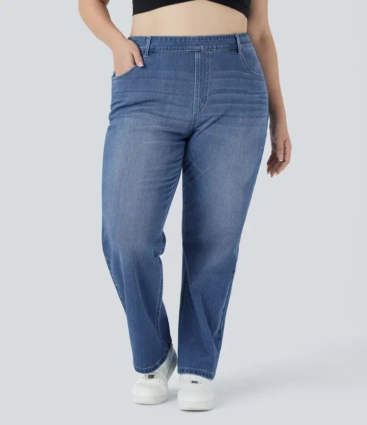 Stretch-Knit Straight-Leg Jeans with Multiple Pockets