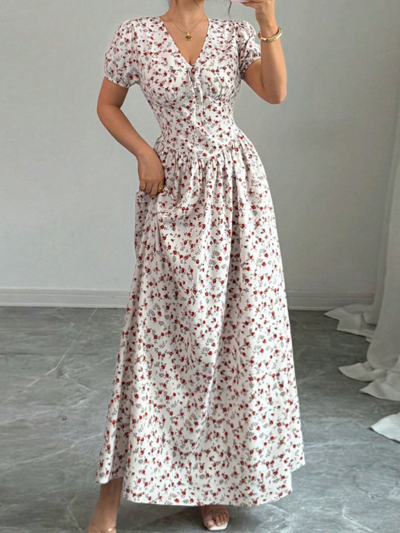 Floral Print V-Neck Maxi Dress
