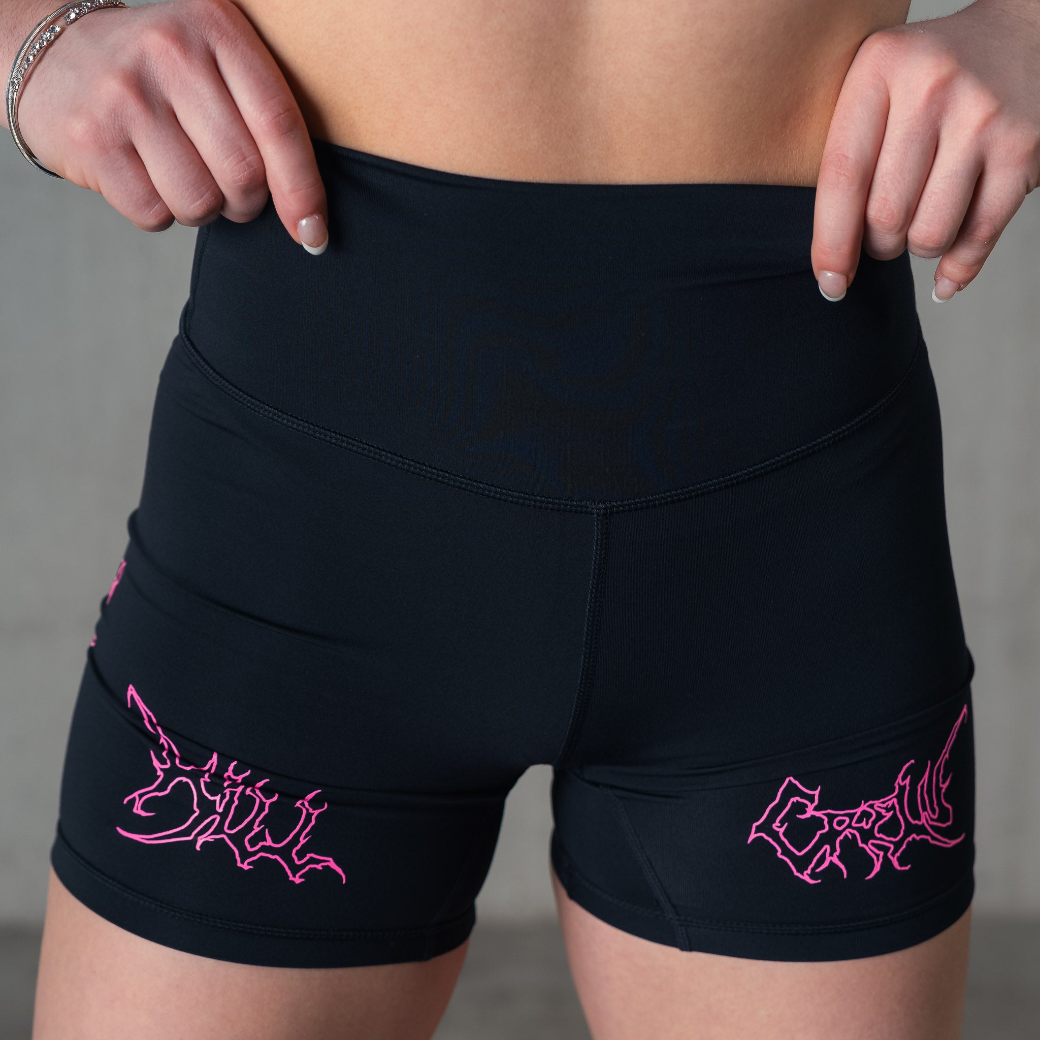 SCRUNCH WOLF BIKER SHORTS - BLACK / PINK