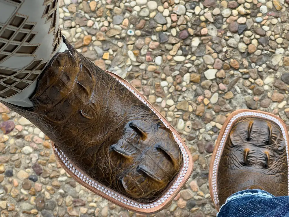 Men’s Distressed Giant Caimán Leather Boots