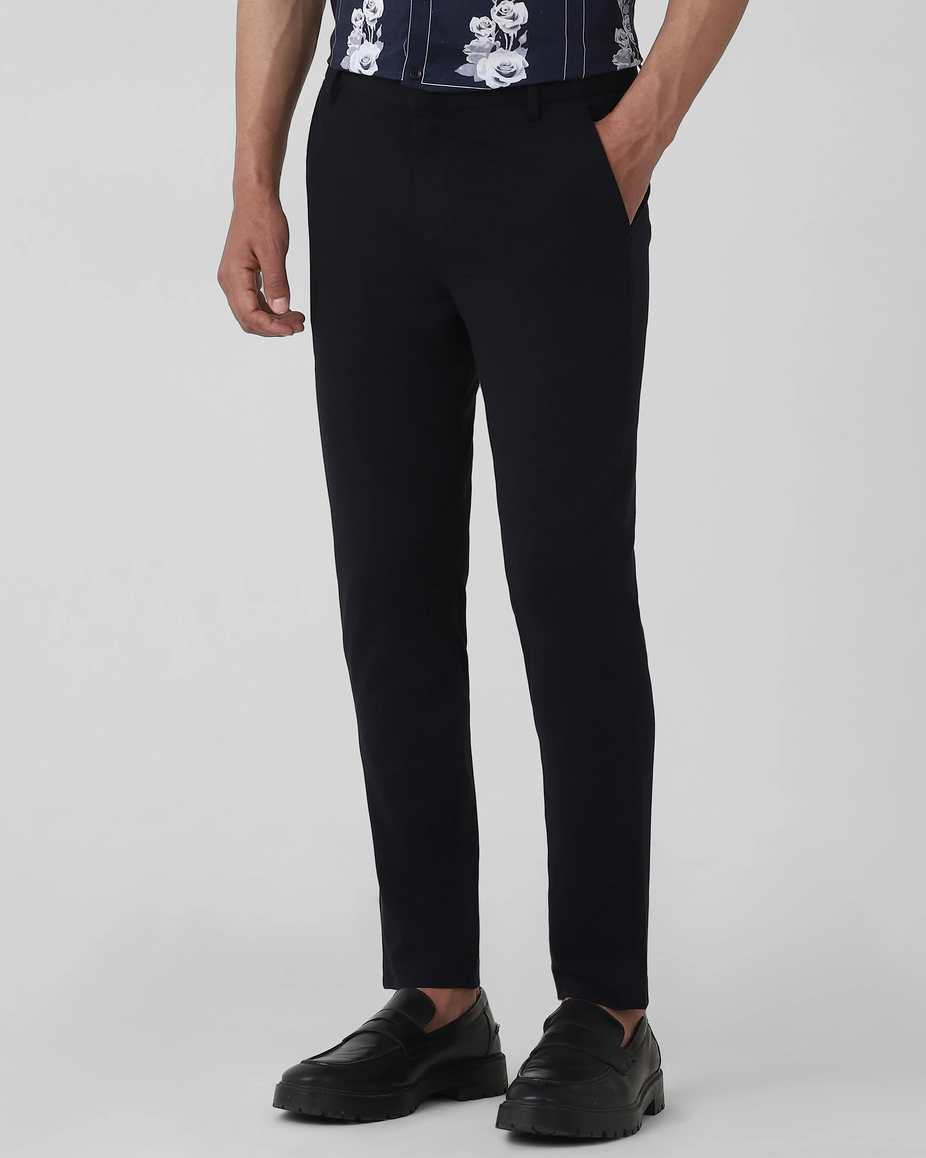 Classic Daily Slim-Fit Straight-Leg Navy Trousers