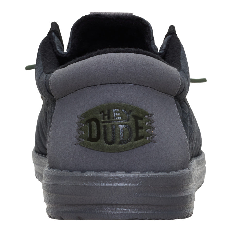 Wally Washed Quilt - Black/Grey