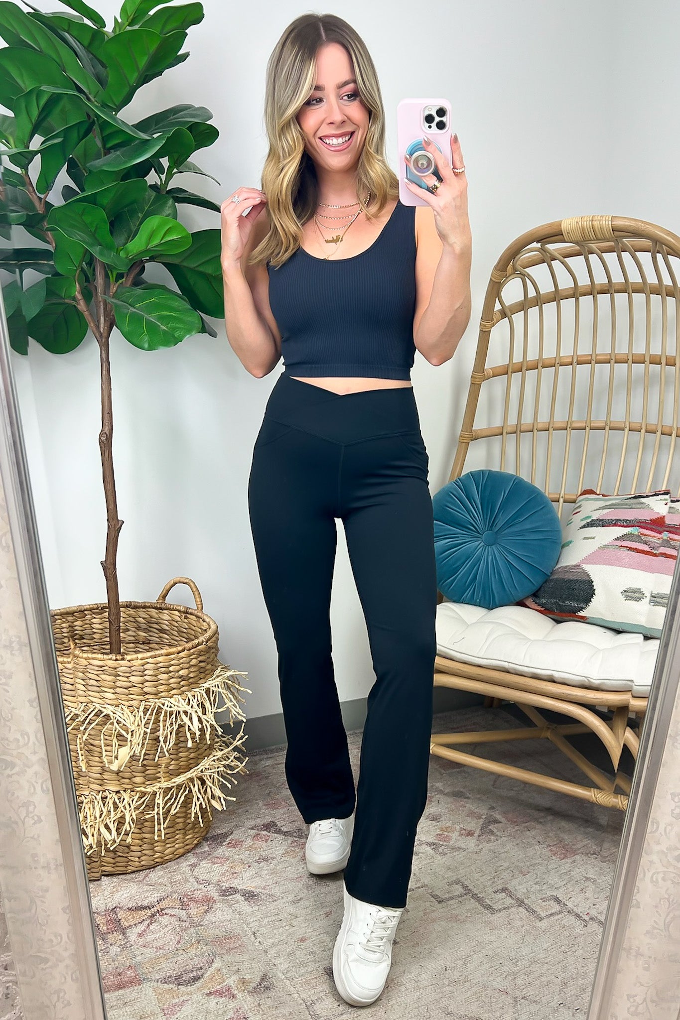 V Waist Flare Leggings