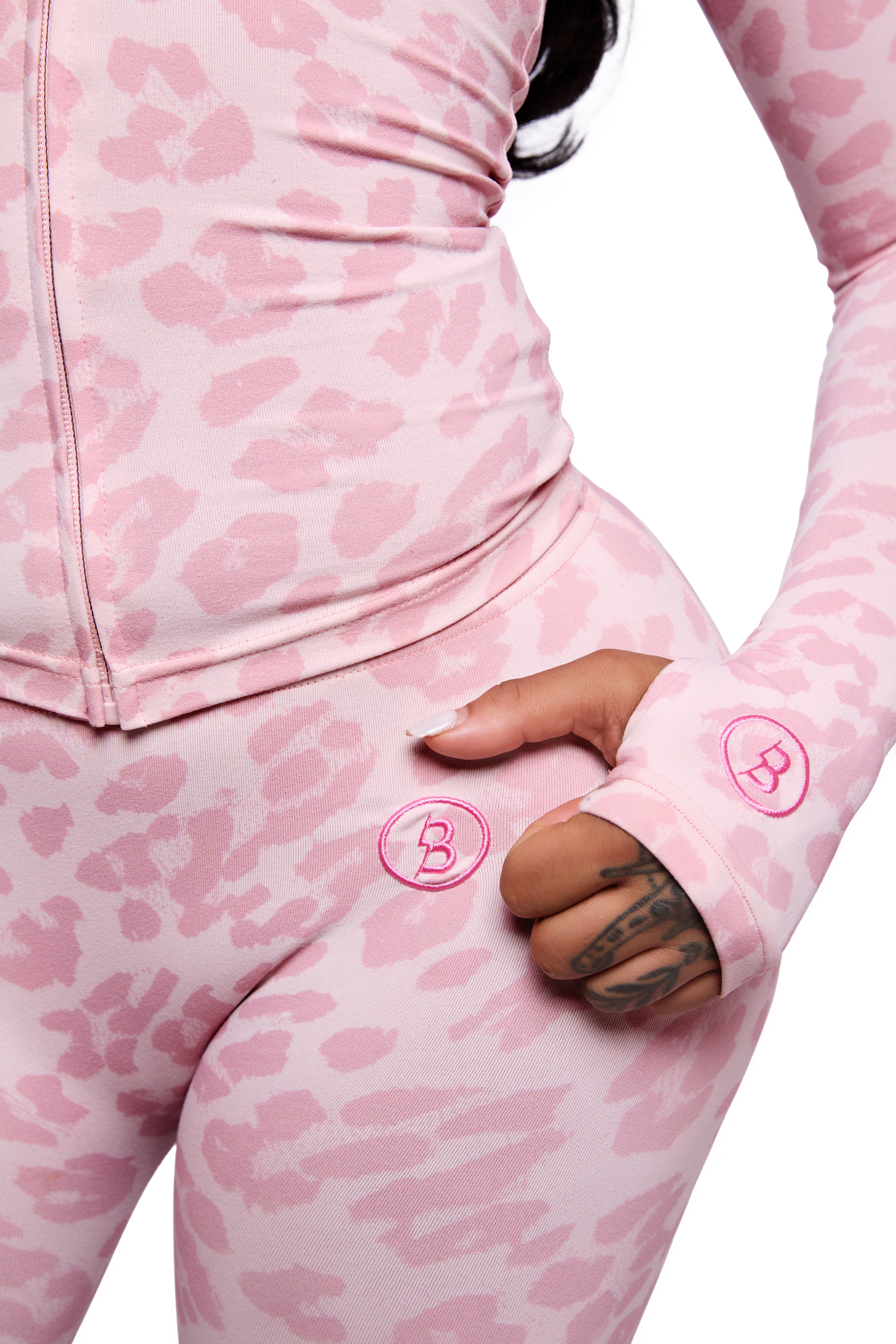 BASICS ULTRA LOW-RISE LEGGINGS 2.0 (PRETTY PINK GIRAFFE)