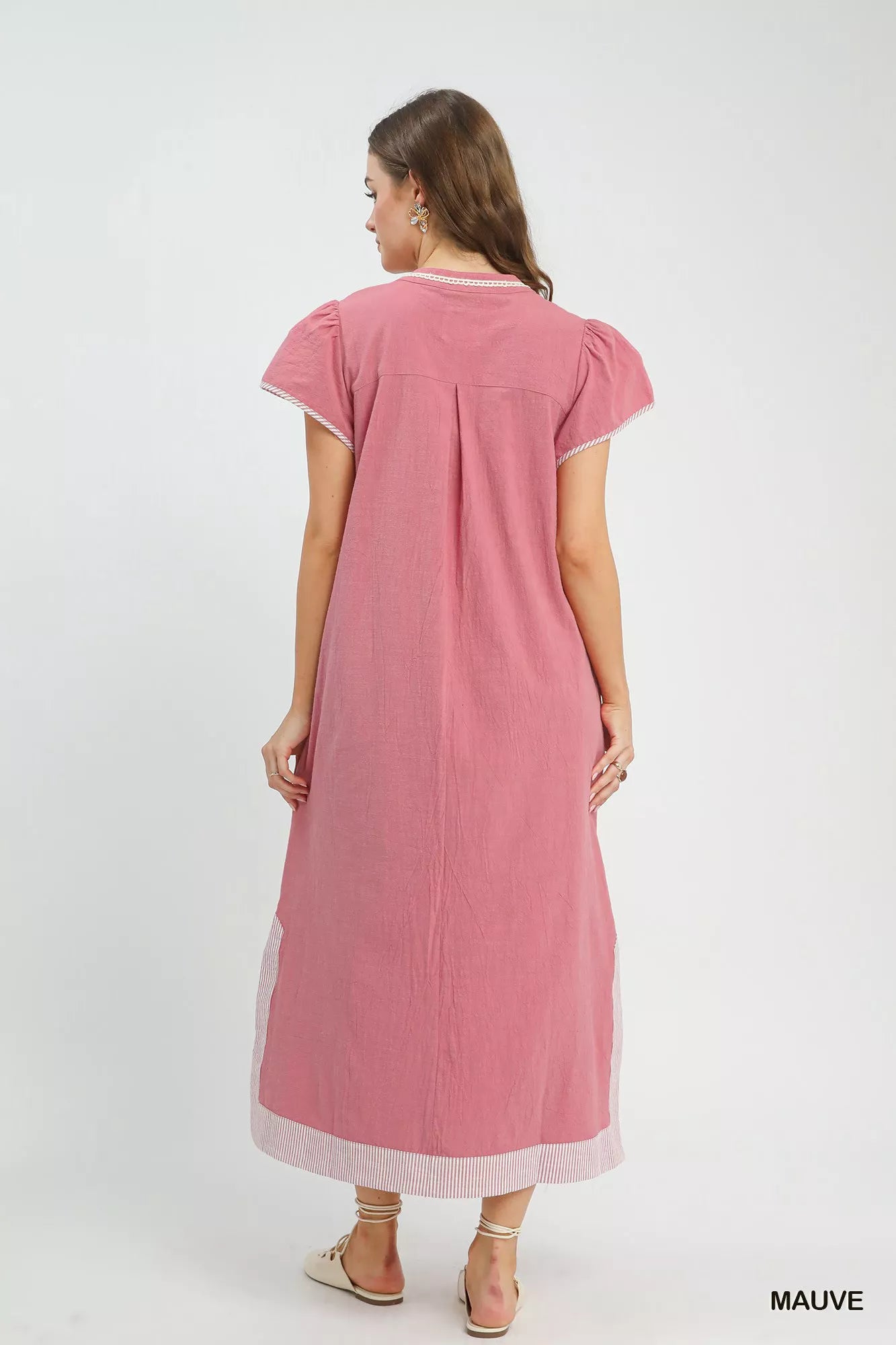 Umgee Embroidered Floral Short Sleeve Midi Dress with Contrast Trim