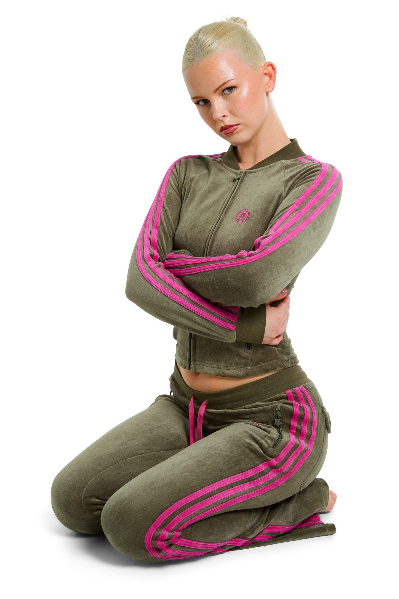 BODY VELOUR TRACK JACKET (OLIVE)