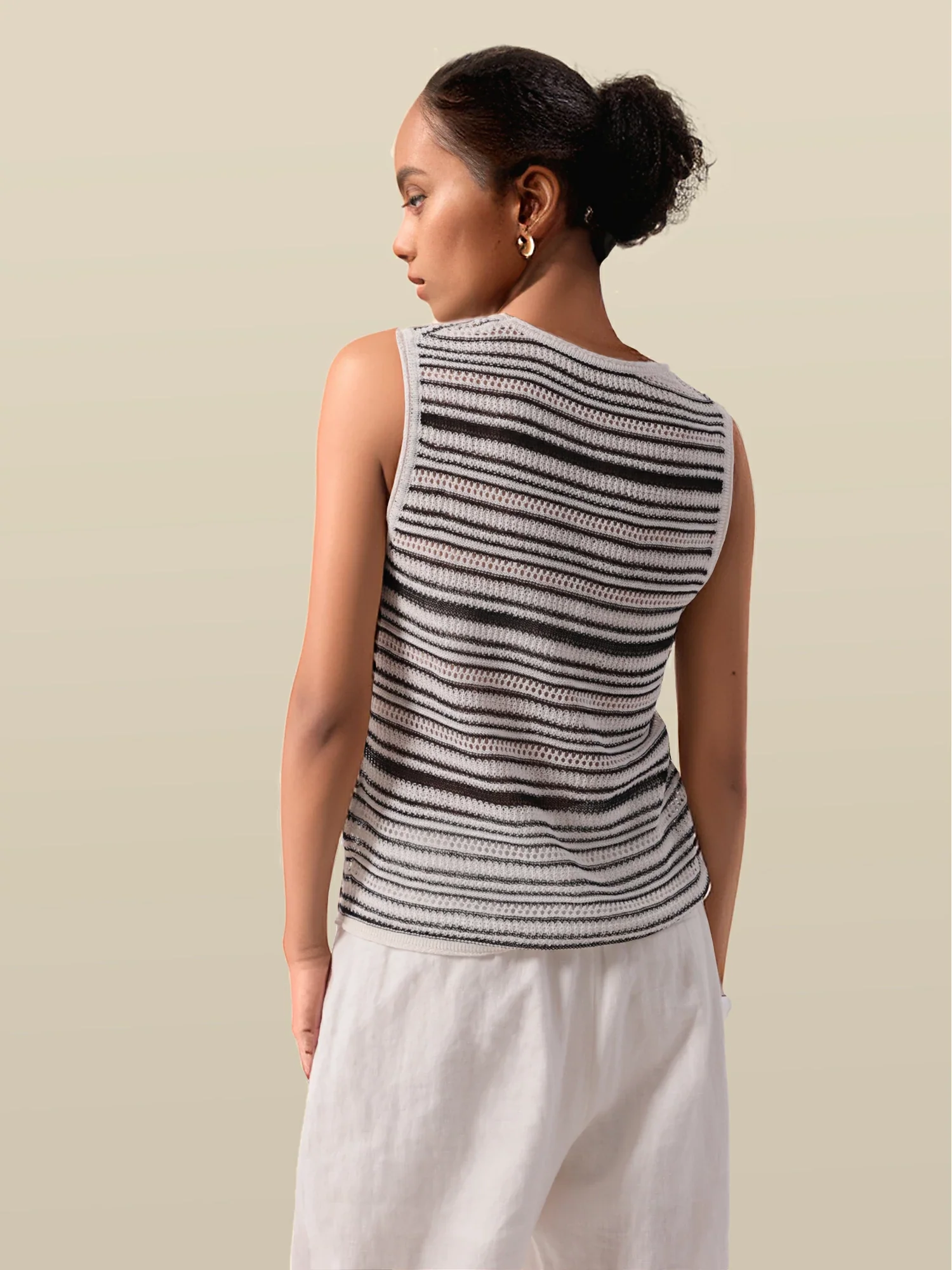 Lyocell & Silk U Neck Sleeveless Striped Vest