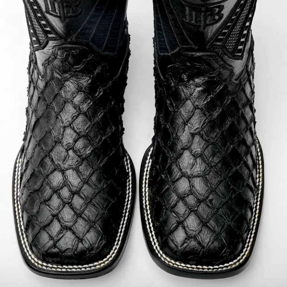 TOTAL BLACK Mini Pirarucu Leather Boots - Square Toe