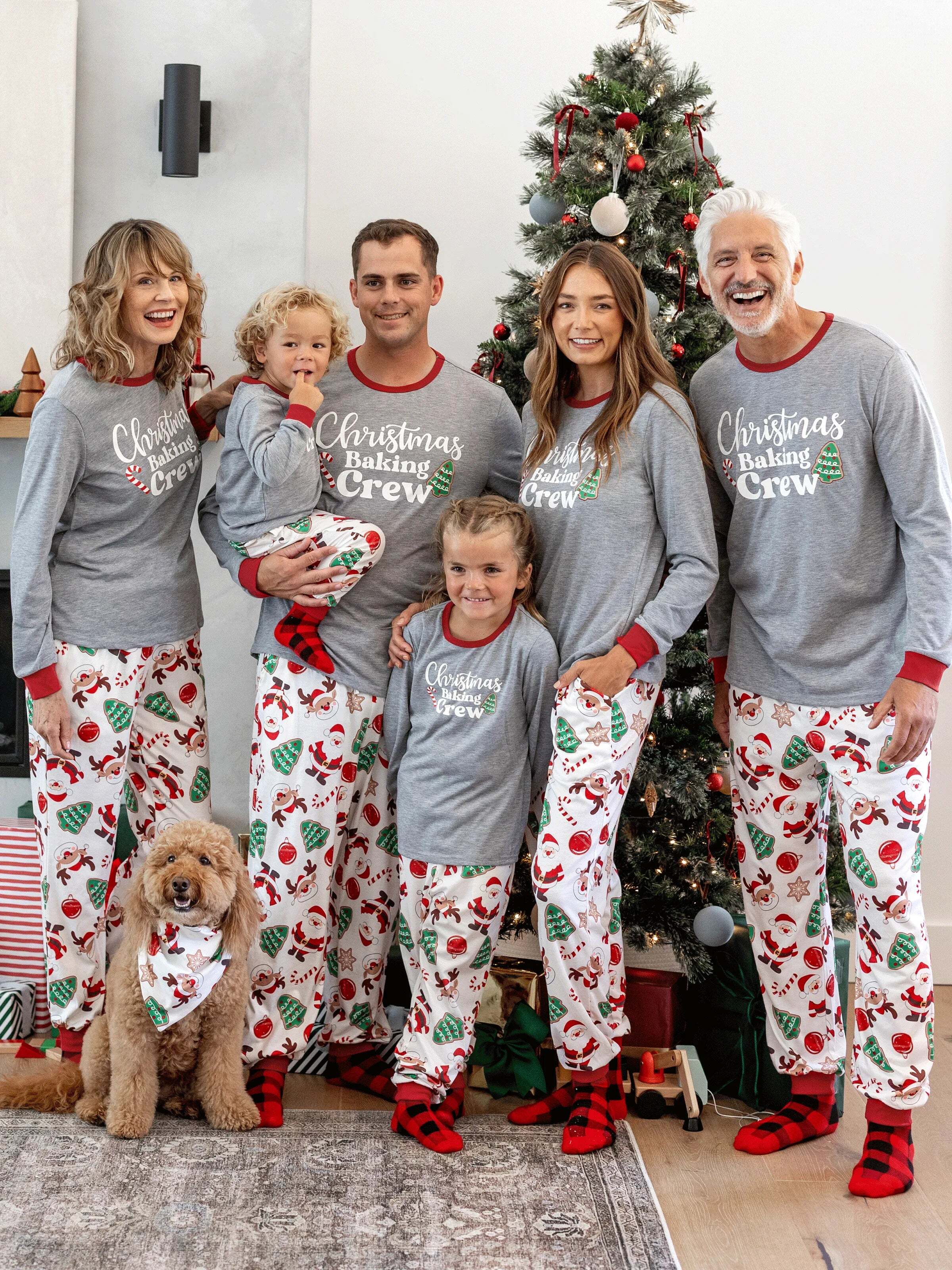 Christmas Matching Family Pajamas Set Glow In The Dark Santa Claus Christmas-themed Print PJS with Christmas Socks Color block