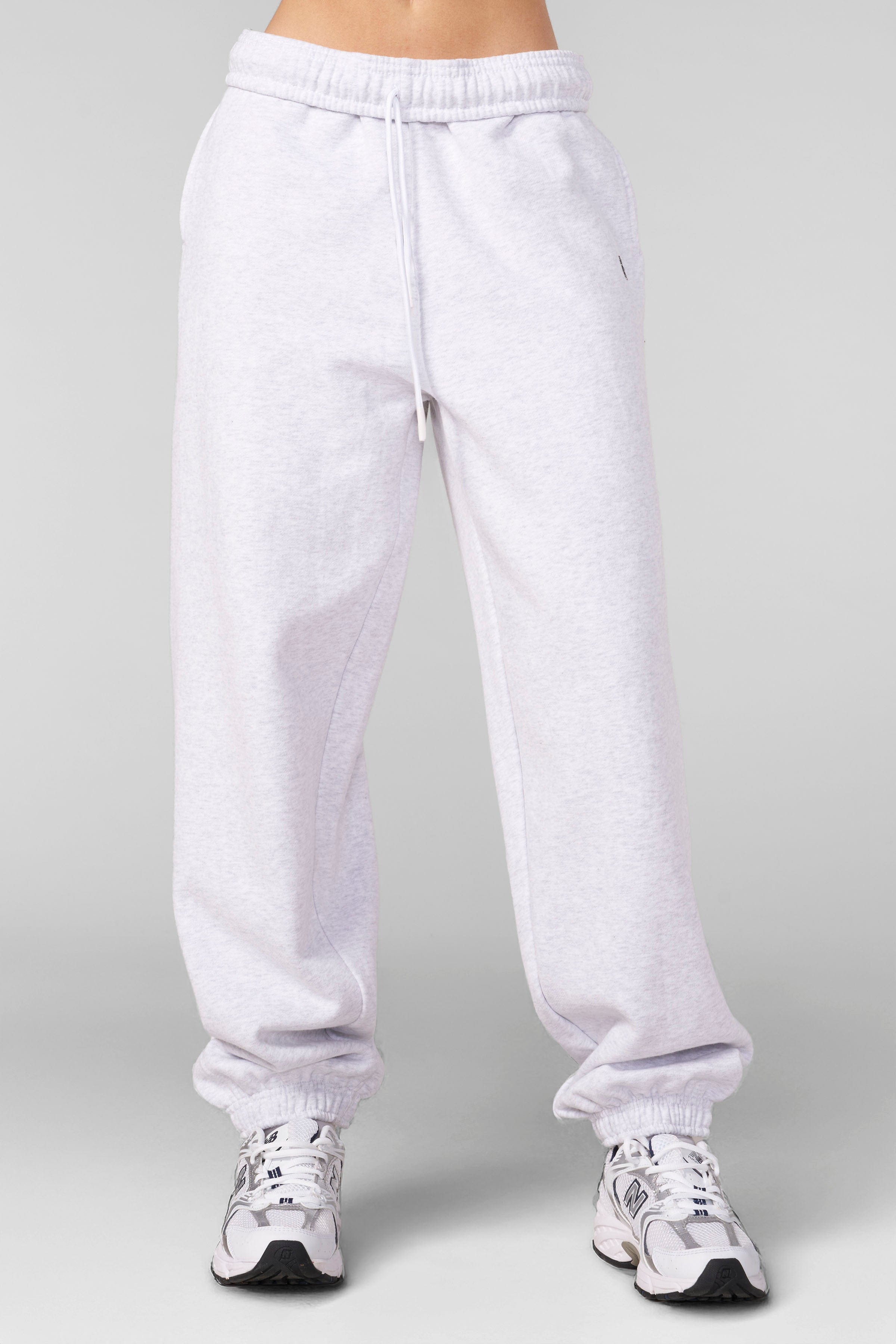 W2218 - Studio Edit Cuff Joggers