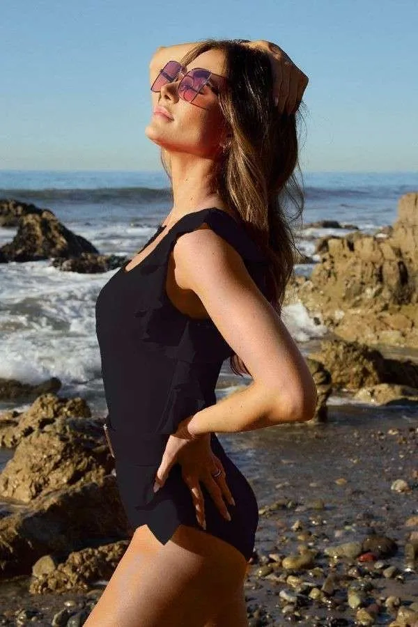 Solid One Shoulder Ruffle One Piece Swimsuit