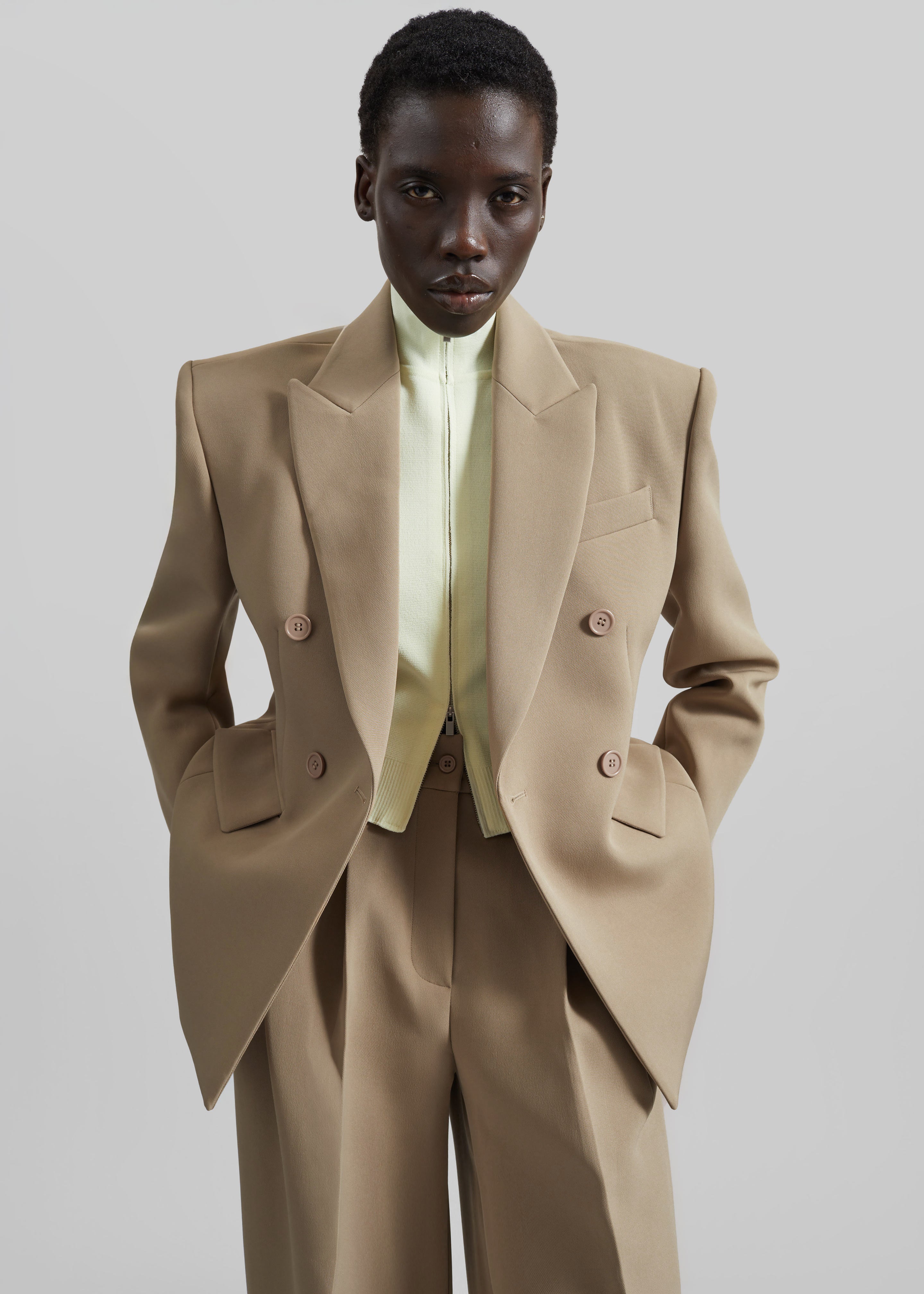 Doyer Cinched Blazer - Beige