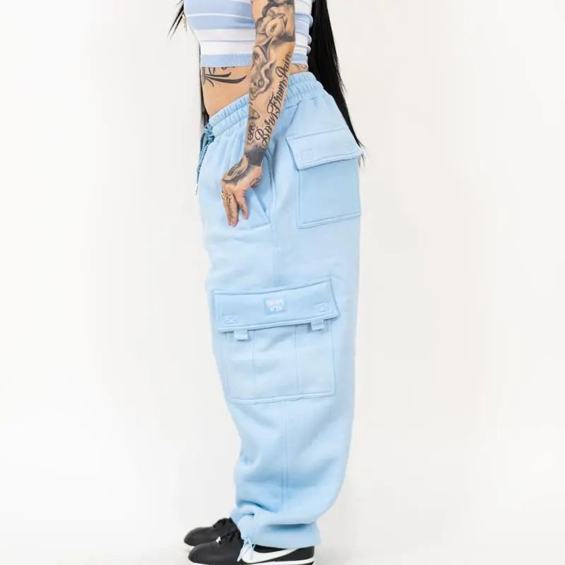 Woman Heavyweight Baggy Cargo Sweatpants