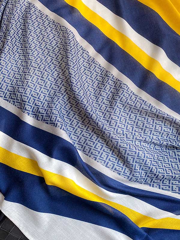 Urban Printed Contrast Color Sunscreen Silk Scarf