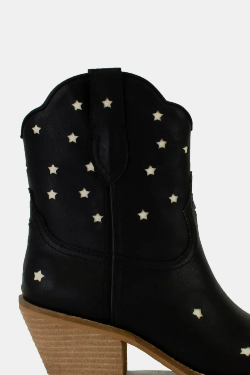 Faux Leather Star-Shaped Cutouts Point Toe Boots in Black