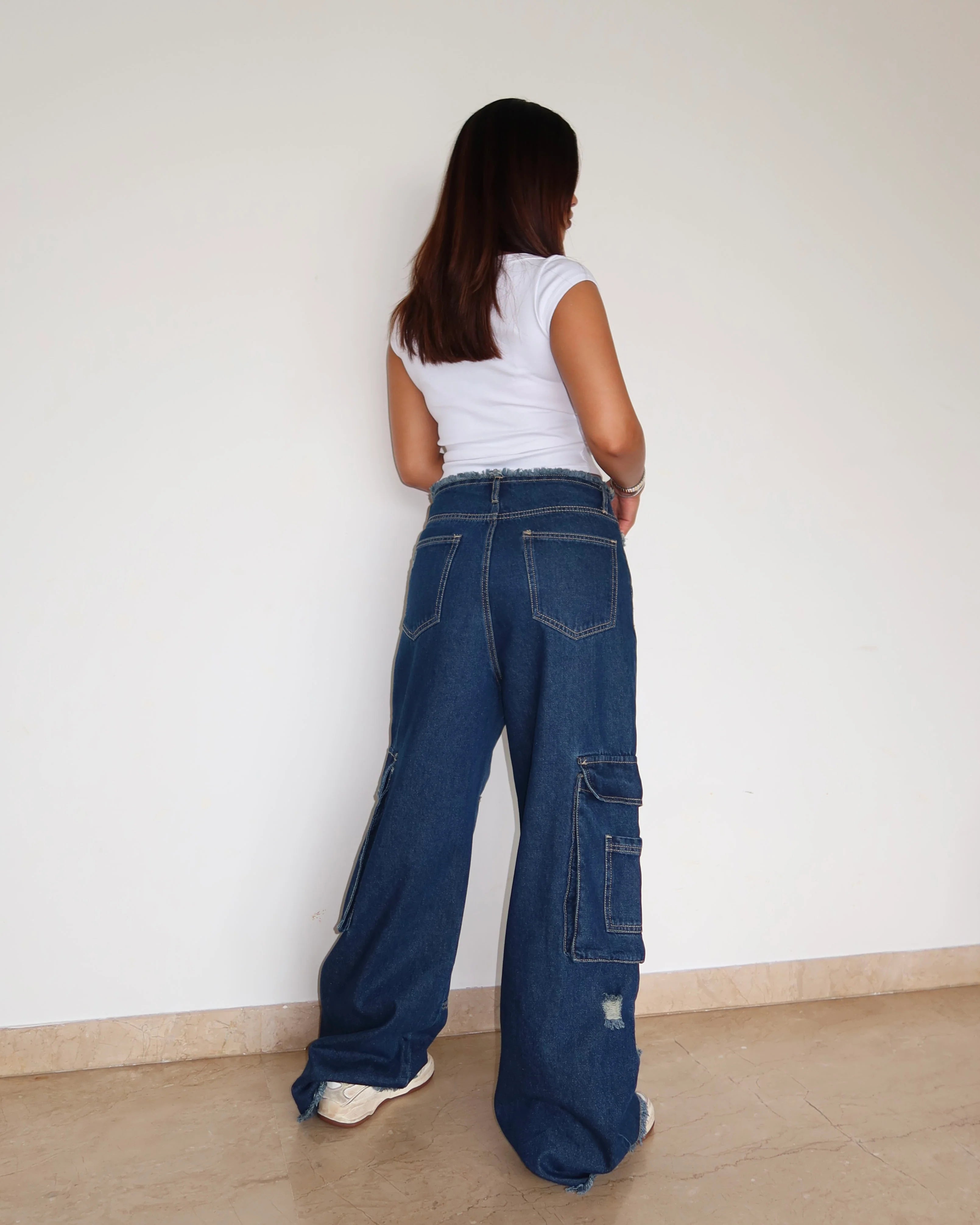 Deep Blue Distress Cargos