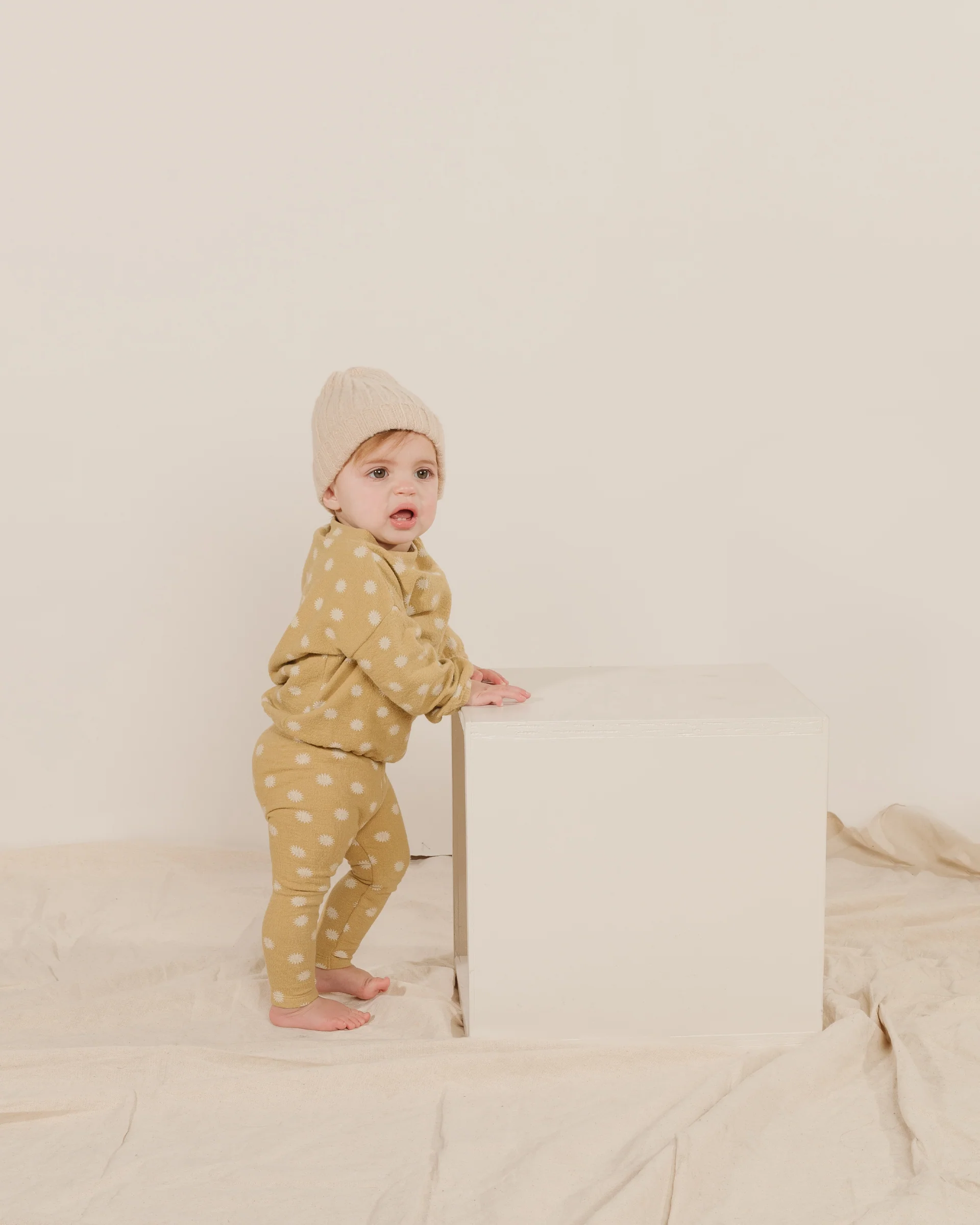 slouchy pullover || sunburst