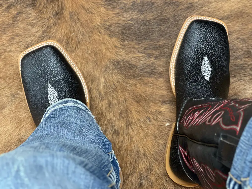 Men’s Stingray Leather Boots With Black Shaft