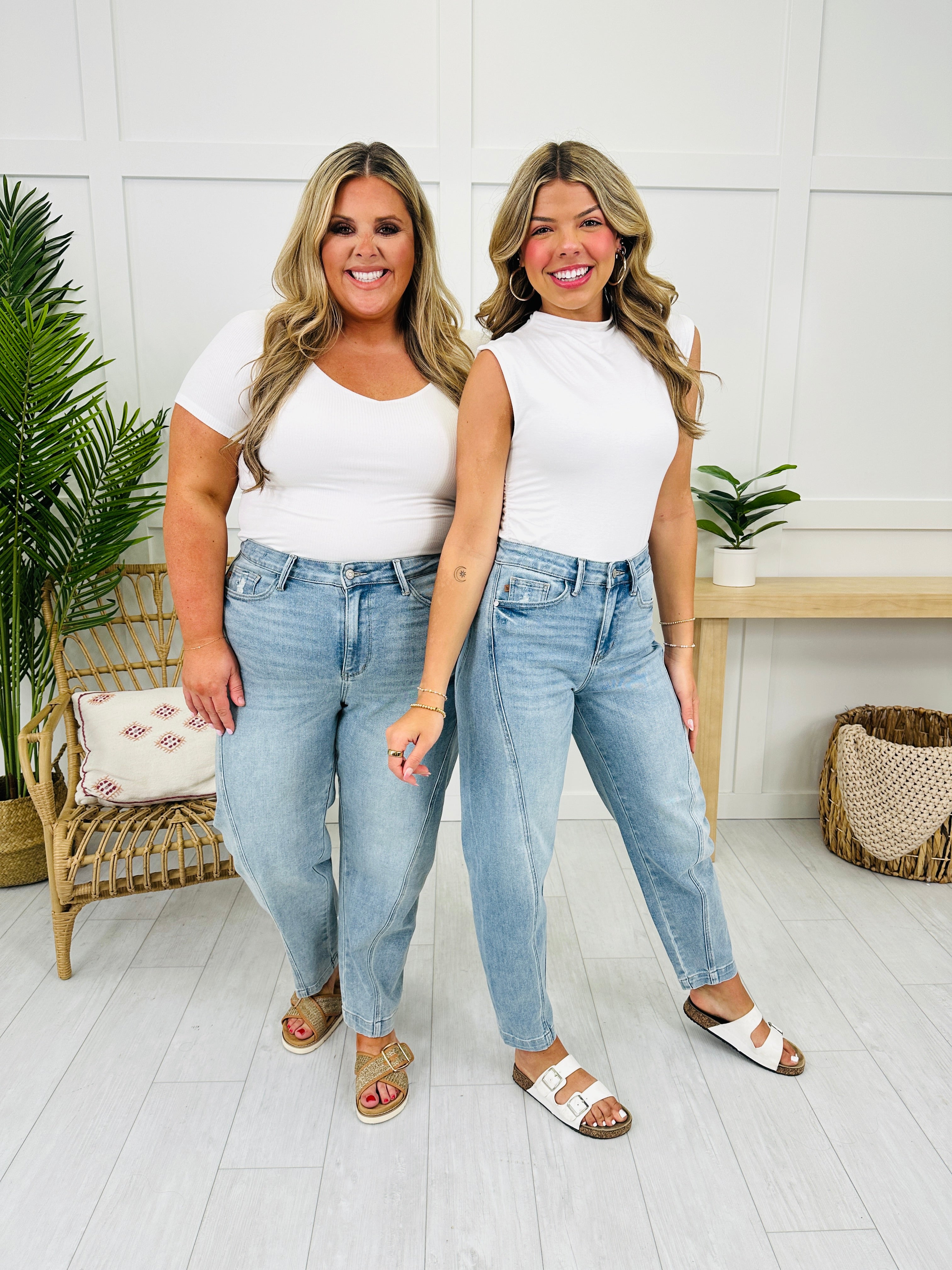 Judy Blue Barrel of Fun Barrel Style Jeans