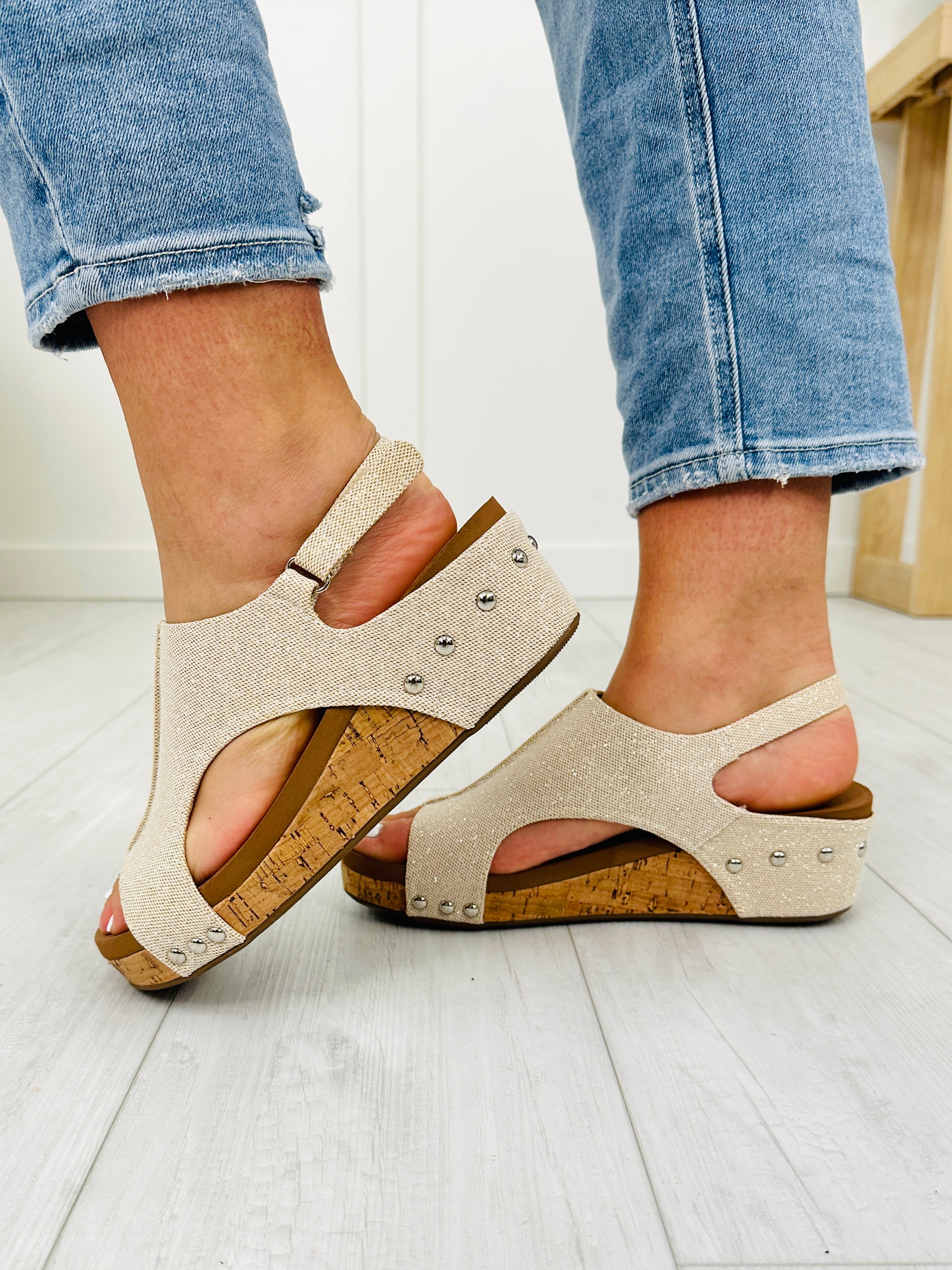 Effortless Dazzle Wedges In Gold Shimmer