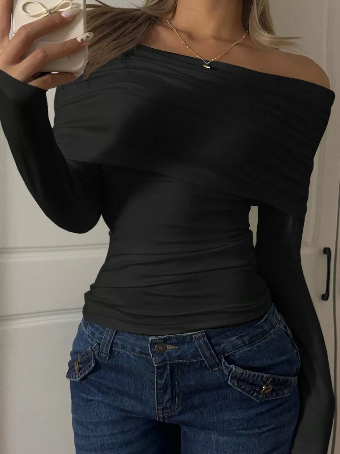 Off-Shoulder Ruched Long Sleeve T-Shirt