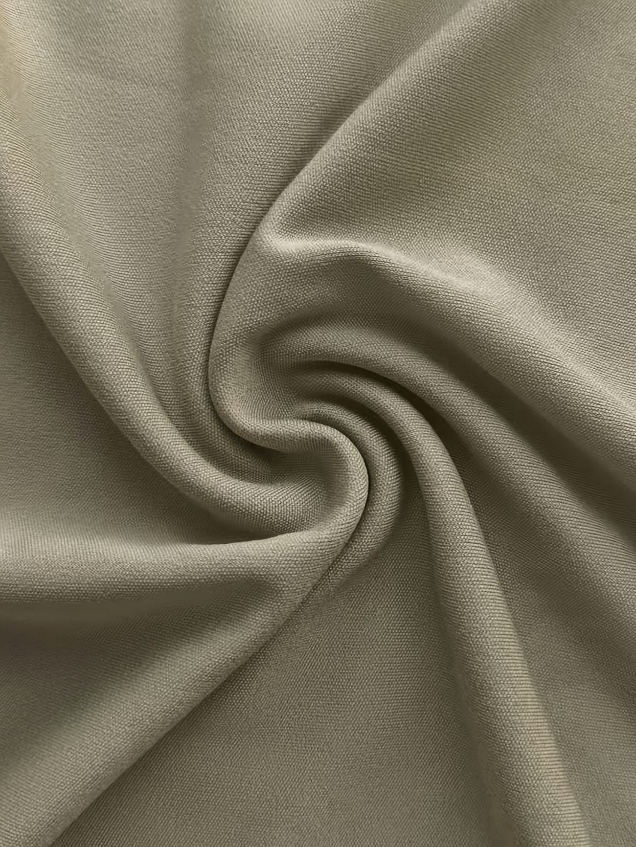 Fashionable Commuting Short-Sleeve And Long-Pants Casual Outfit