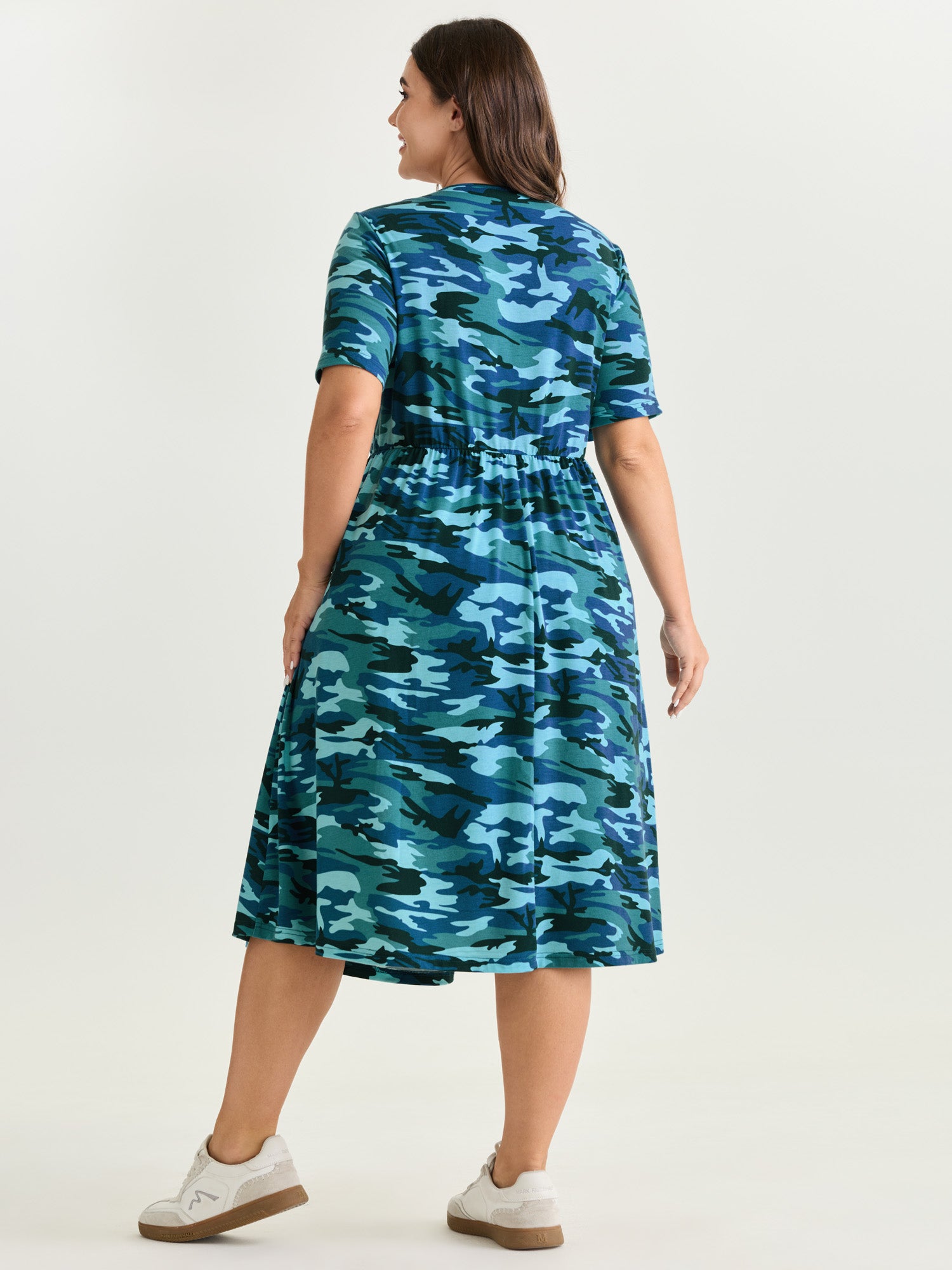 Camouflage Print Round Neck Pockets Midi Dress