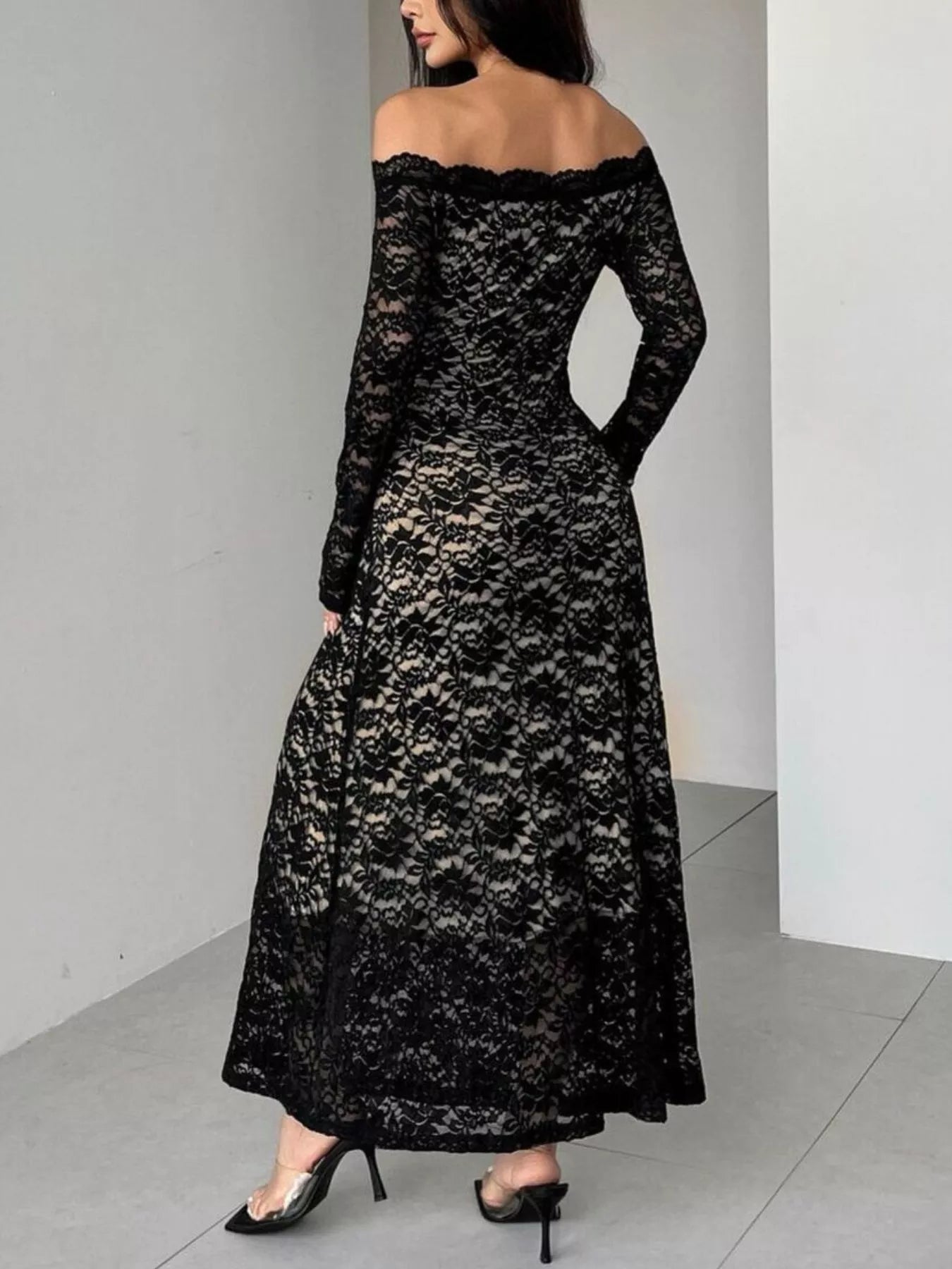 Off-Shoulder Lace Maxi Dress